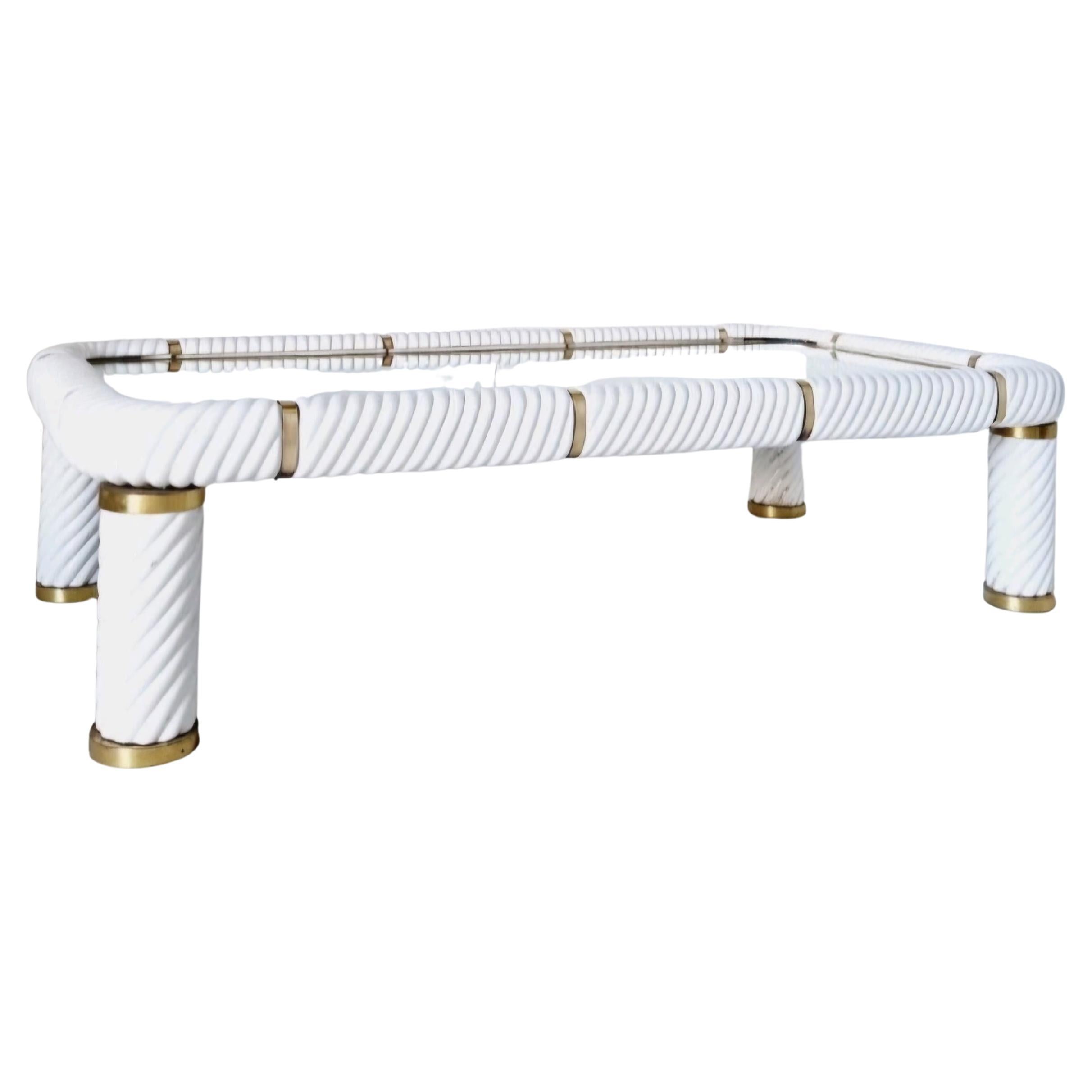 Hollywood Regency Couchtisch Weiß Keramik Tommaso Barbi im Angebot
