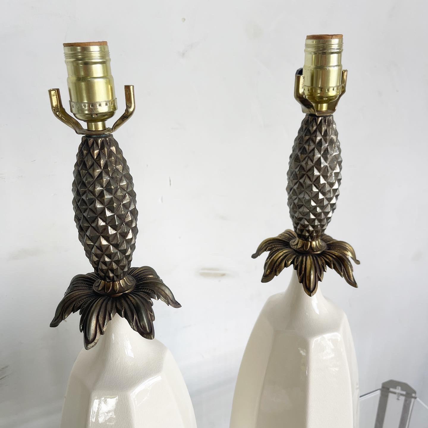 Hollywood Regency Creams Ceramic and Brass Pineapple Table Lamps - a Pair In Good Condition For Sale In Delray Beach, FL