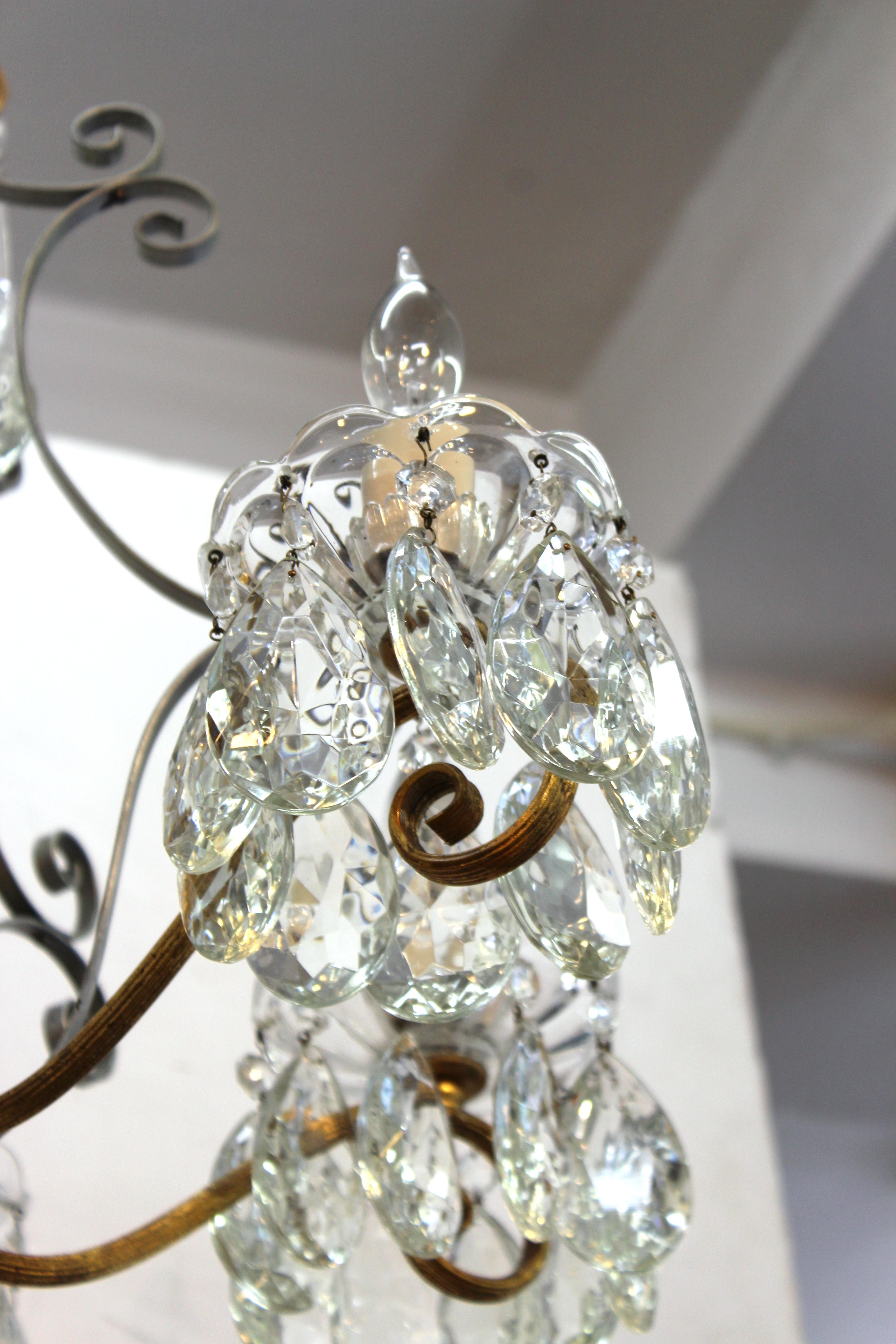 Hollywood Regency Crystal Chandelier with Gilt Metal Accents 4