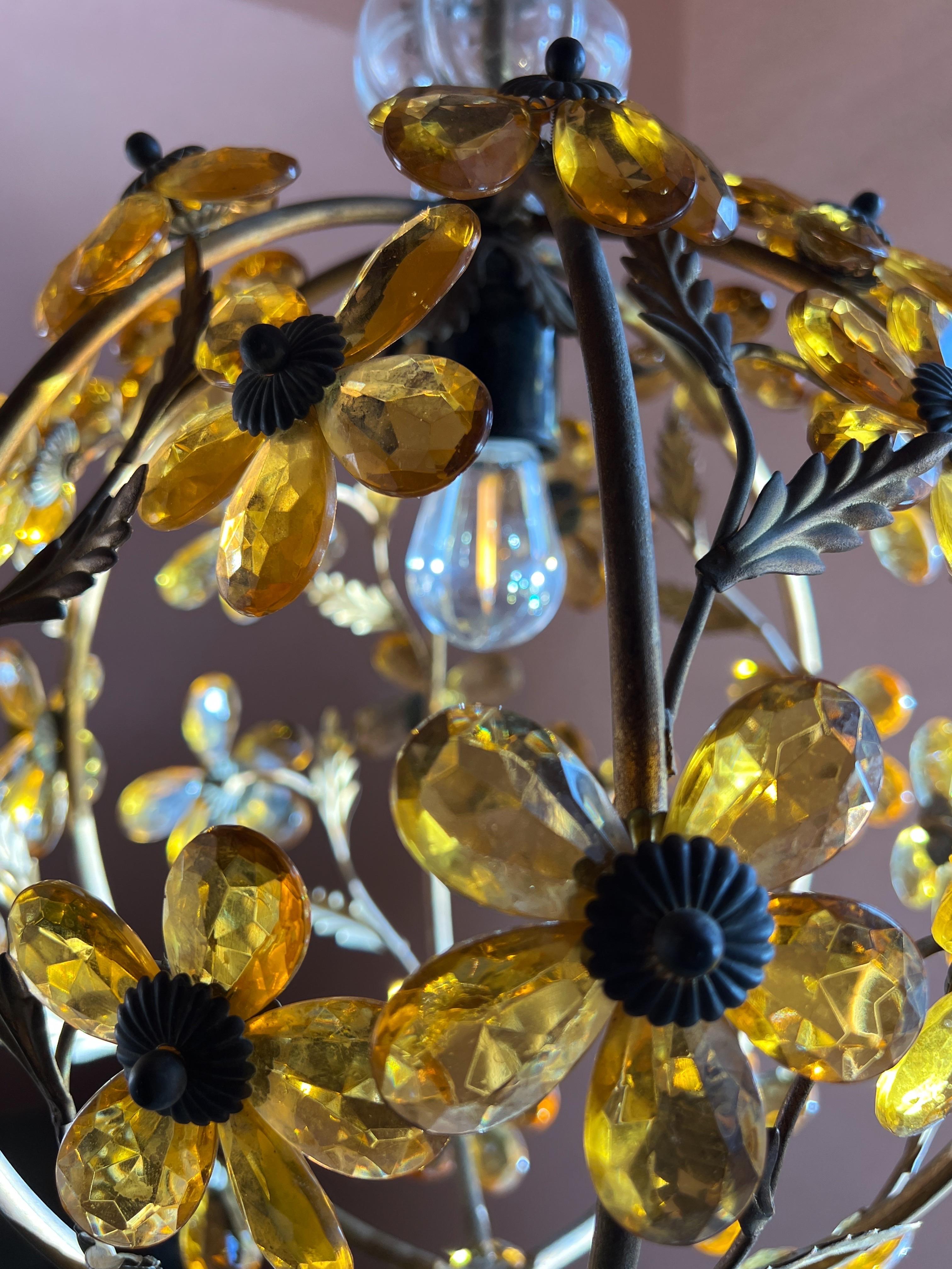Hollywood Regency Crystal Glass Flower Pendant Chandelier by Maison Baguès For Sale 8