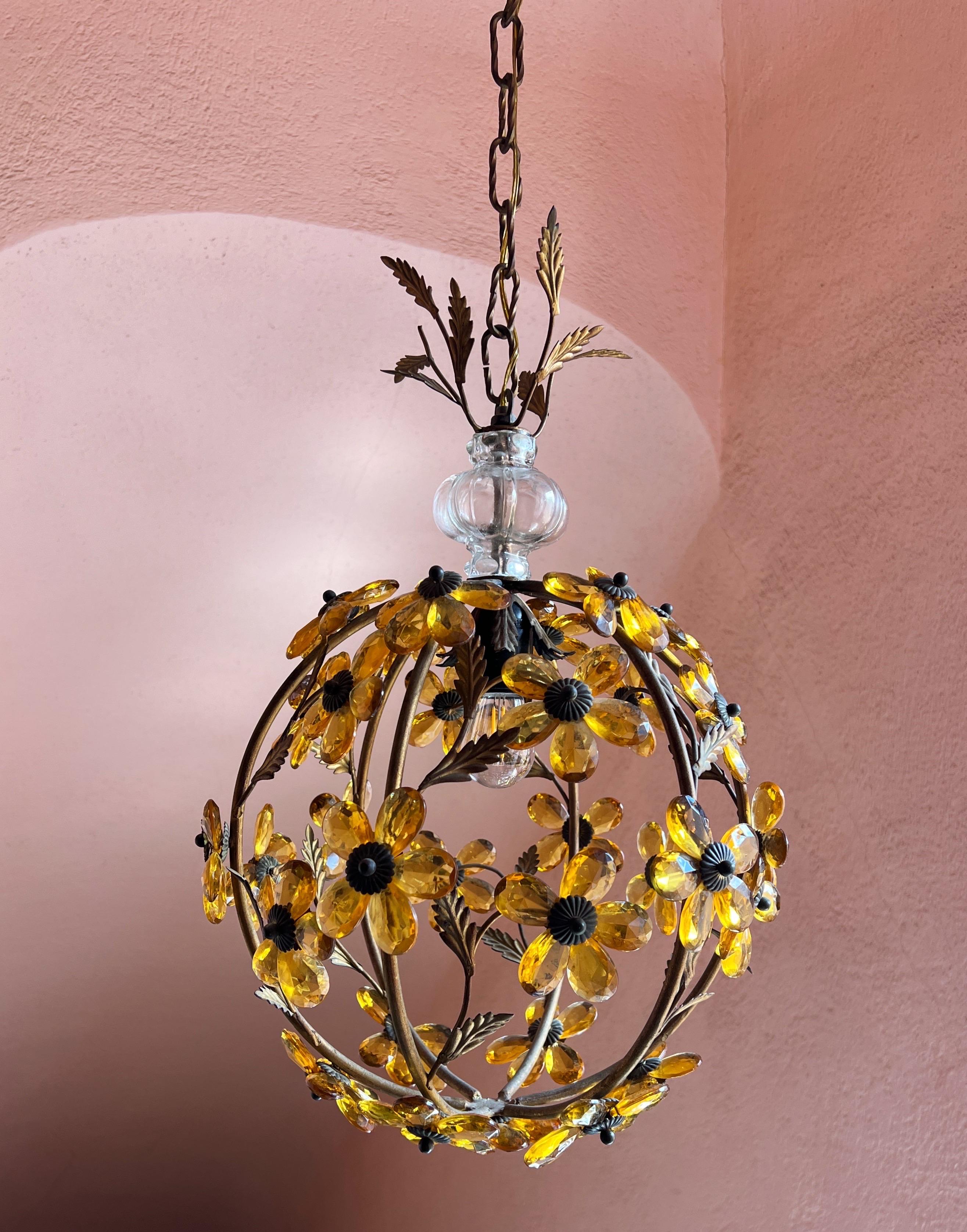 Italian Hollywood Regency Crystal Glass Flower Pendant Chandelier by Maison Baguès For Sale
