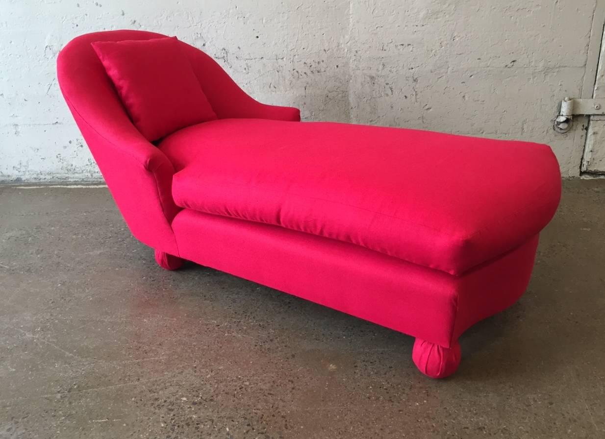 Hollywood Regency Daybed In Good Condition For Sale In New York, NY