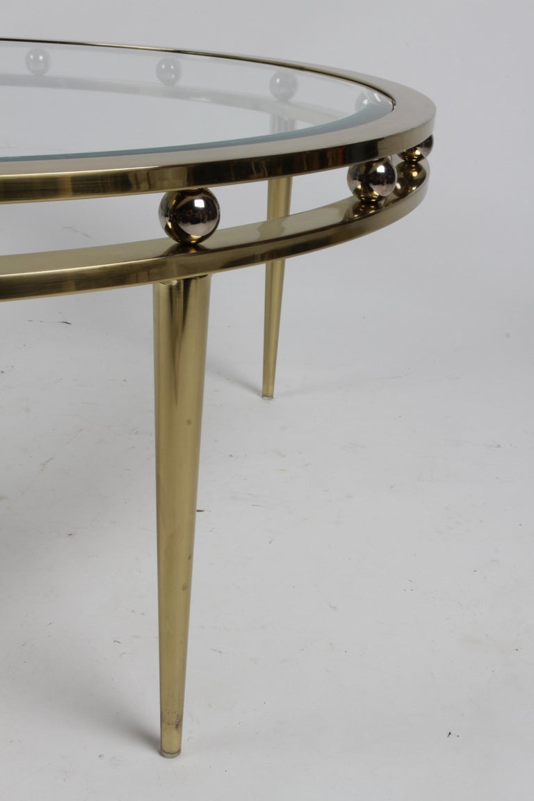 Hollywood Regency, Design Institute America, Brass & Glass Round Coffee Table In Good Condition For Sale In St. Louis, MO
