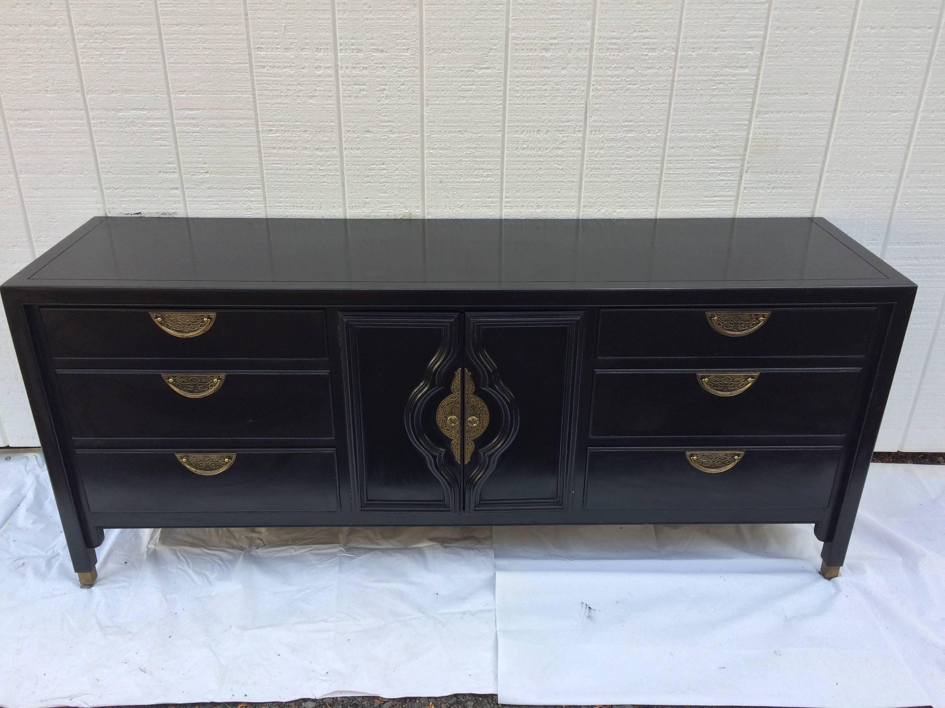 Hollywood Regency Dresser: Elegant & Timeless Bedroom Furniture