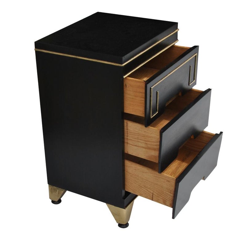 Hollywood Regency Ebonized Nightstand In Good Condition For Sale In Pasadena, TX