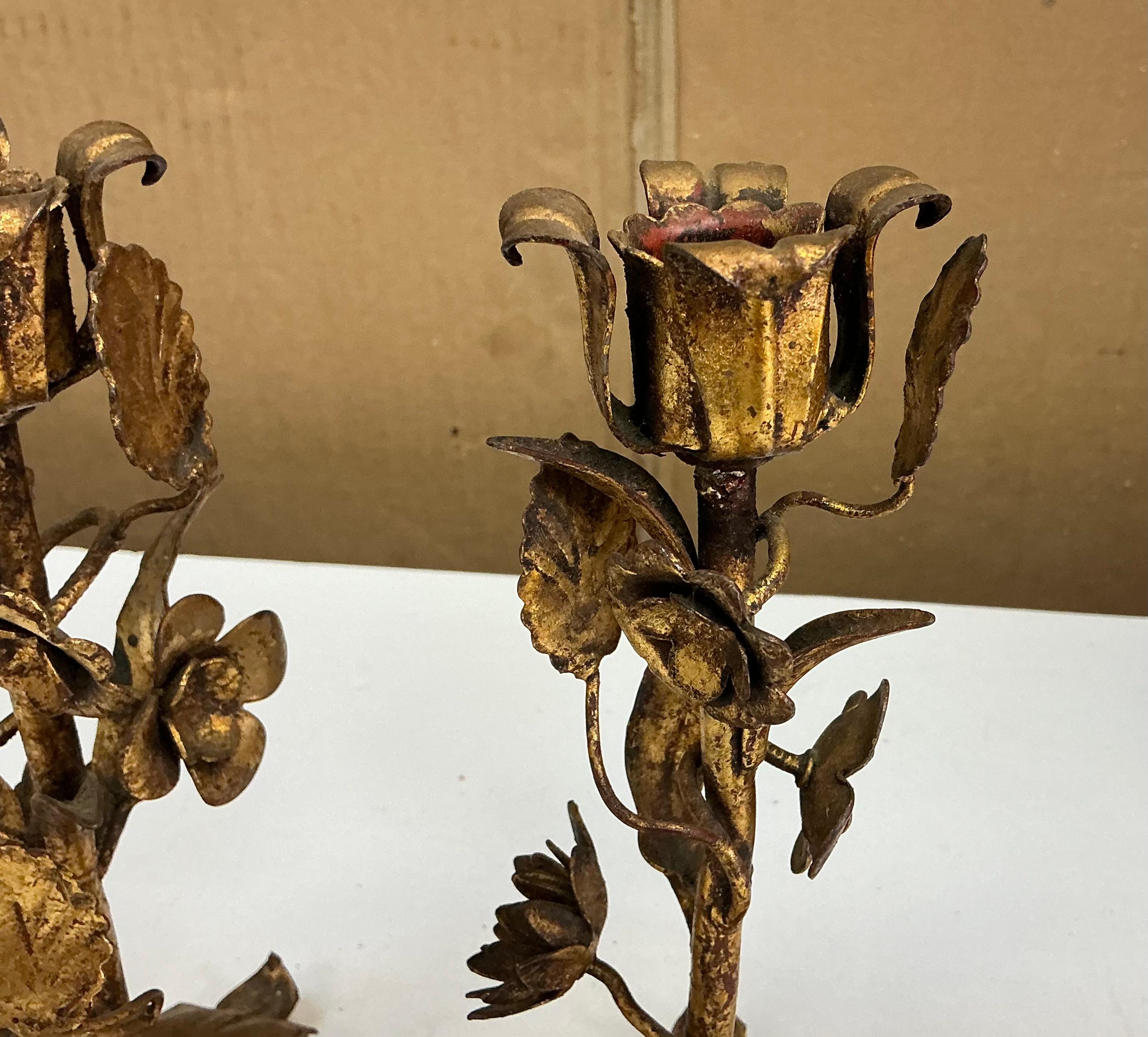 Hollywood Regency Era Italian Gilt Tole Metal Floral Candlesticks - Pair For Sale 1
