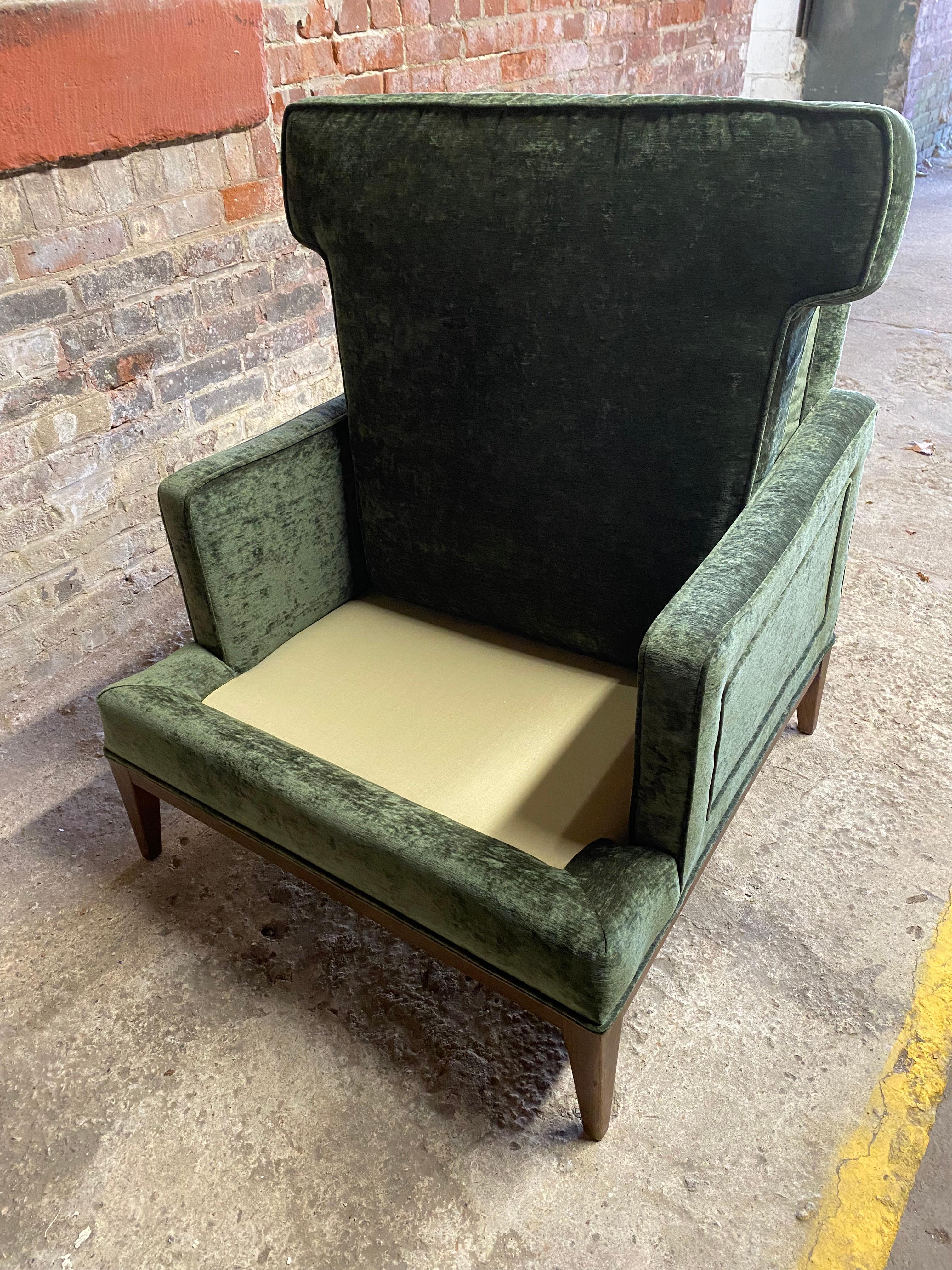 Hollywood Regency Era Lounge Chair For Sale 7