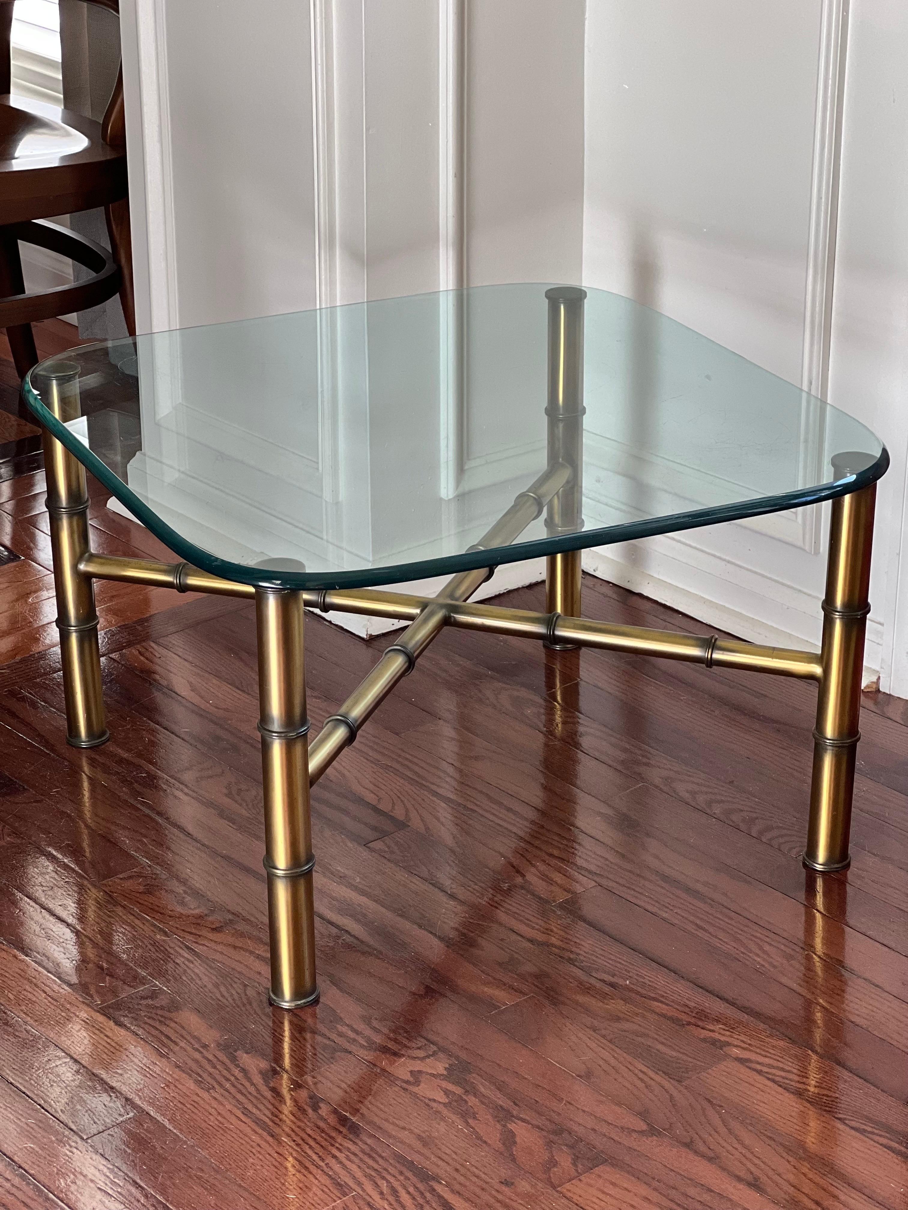 Mid-20th Century Hollywood Regency Faux Bamboo Brass Finish Tole Side Table For Sale