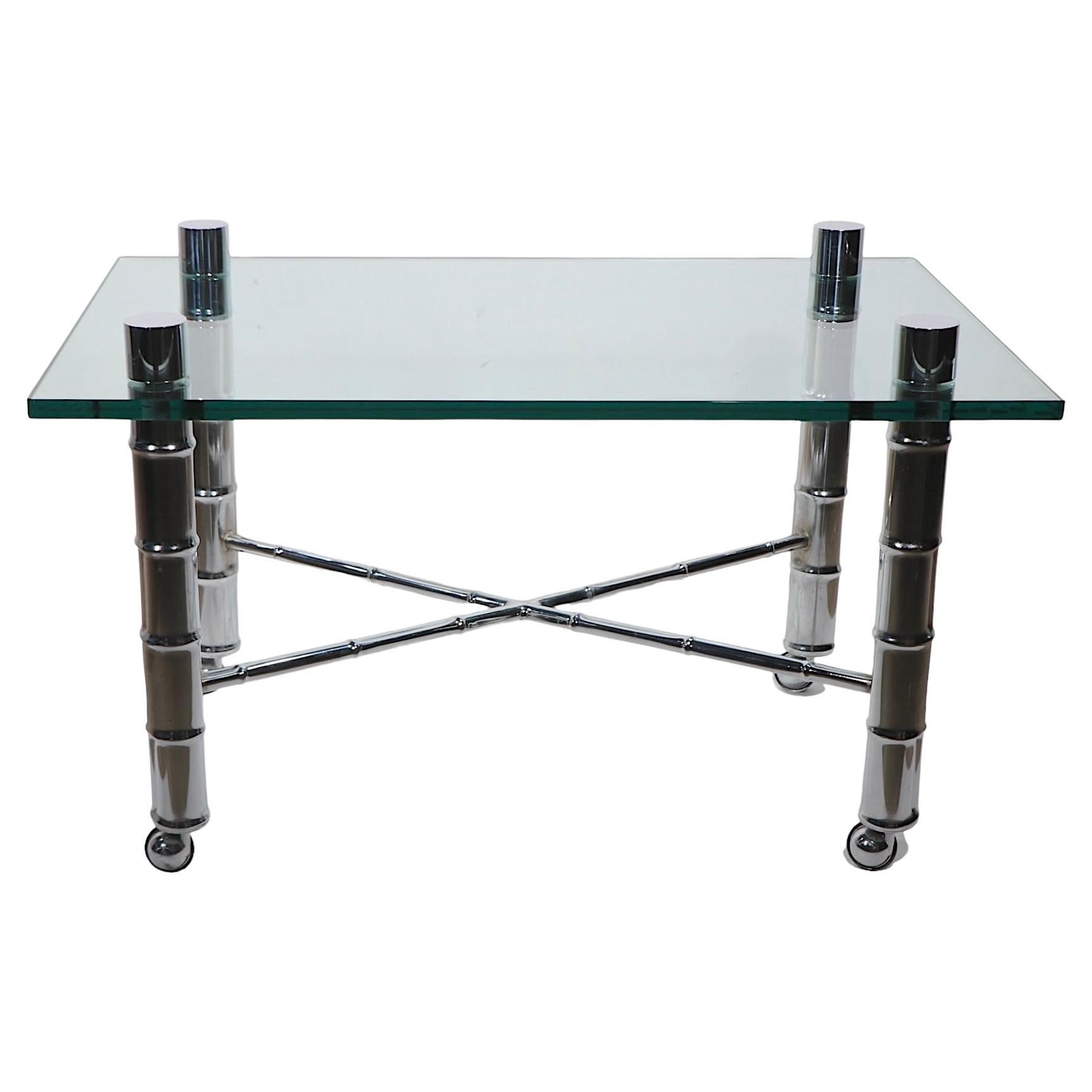 Table d'appoint en faux bambou, chrome et verre A.I.C. C.C.