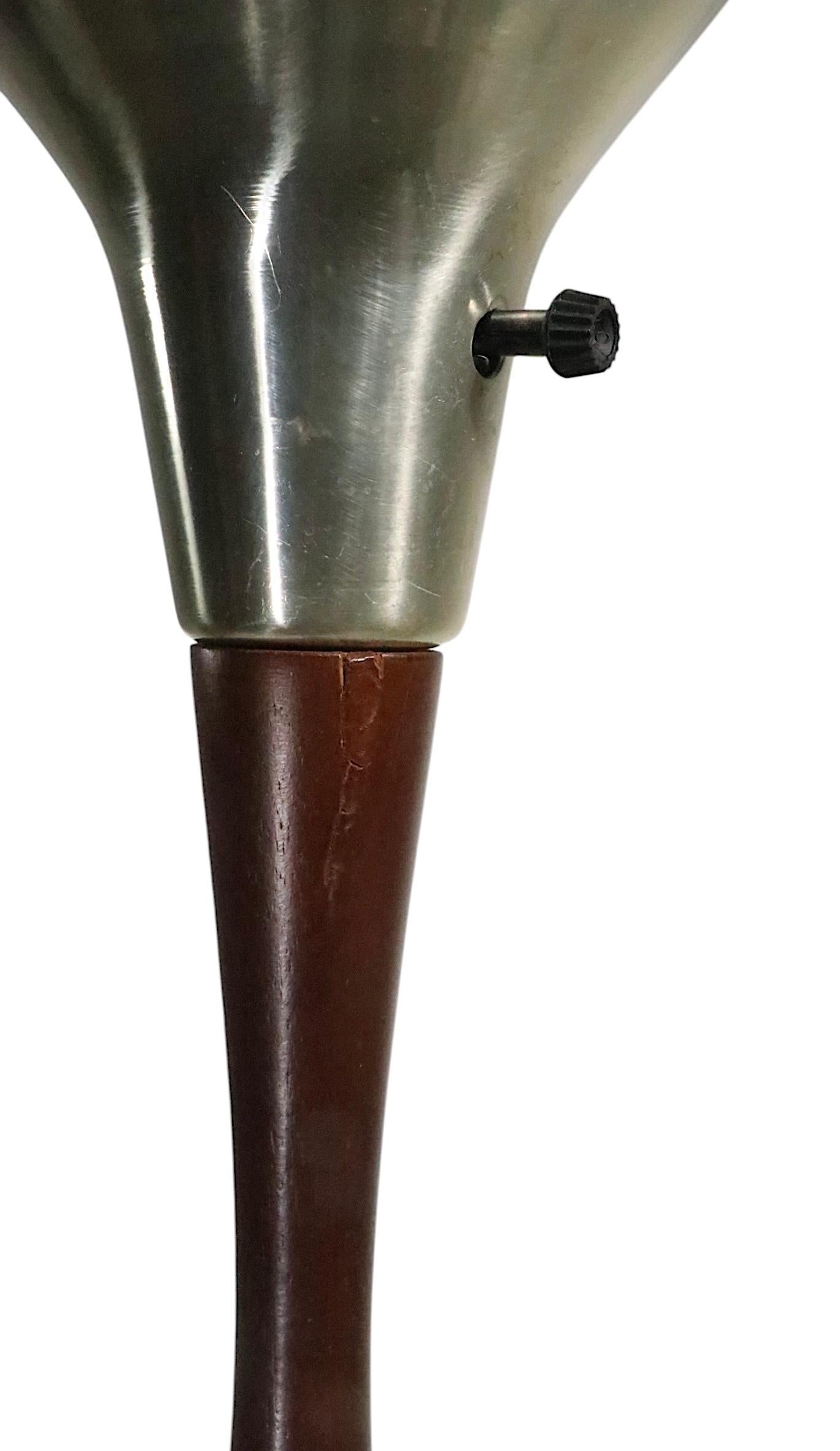 Lámpara de pie de bambú de imitación Hollywood Regency c 1940/50's en venta 5