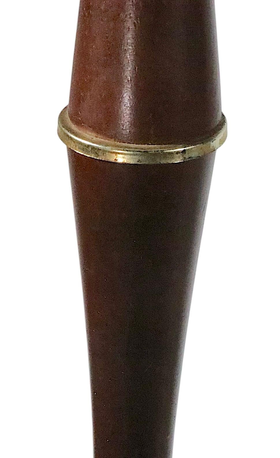 Lámpara de pie de bambú de imitación Hollywood Regency c 1940/50's en venta 7