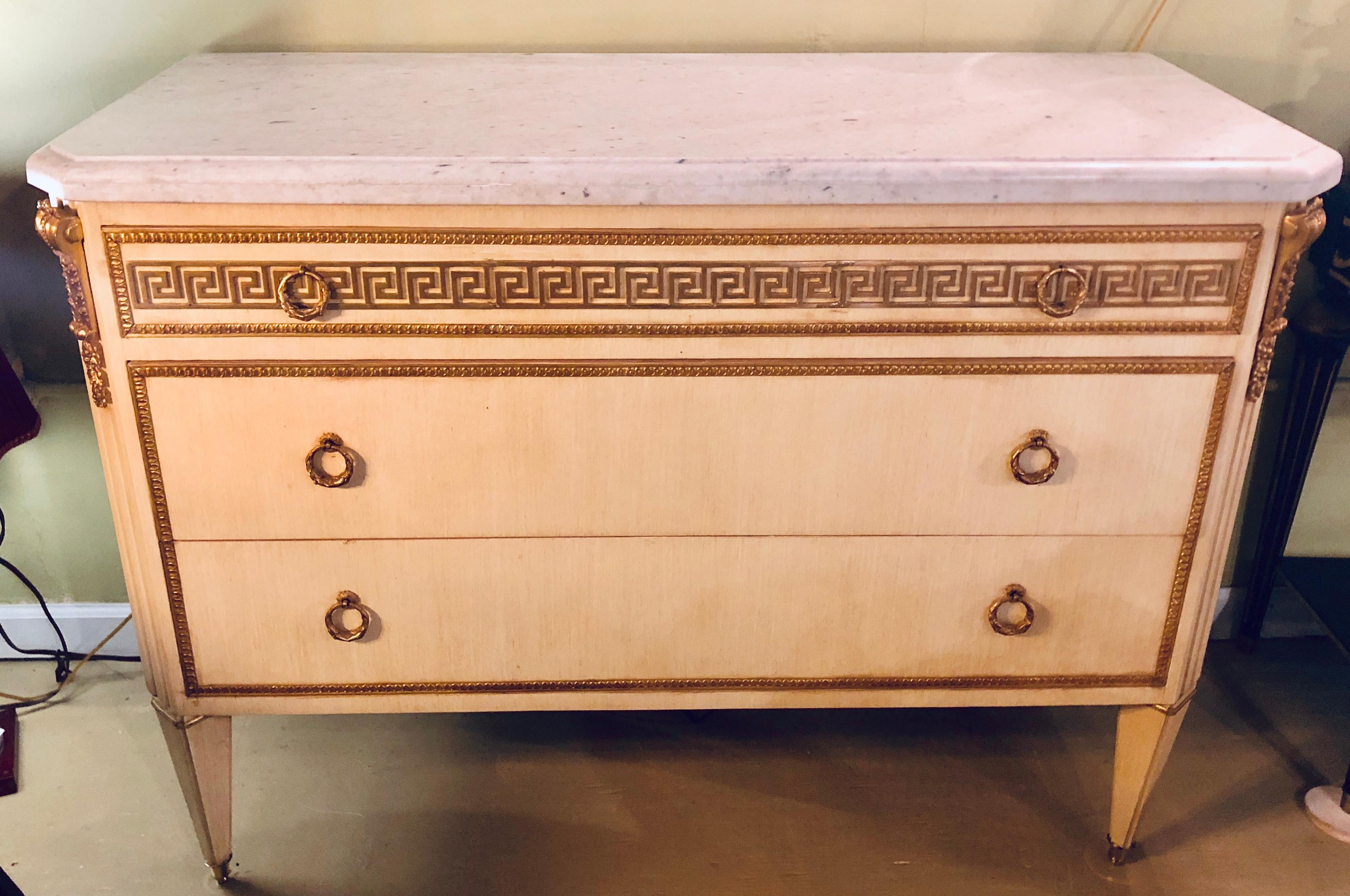 Hollywood Regency Faux Linen Greek Key Design White Marble-Top Commode In Good Condition In Stamford, CT