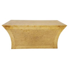 Hollywood Regency Fine Hammered Brass Storage Bench – Vaisseau Trunk