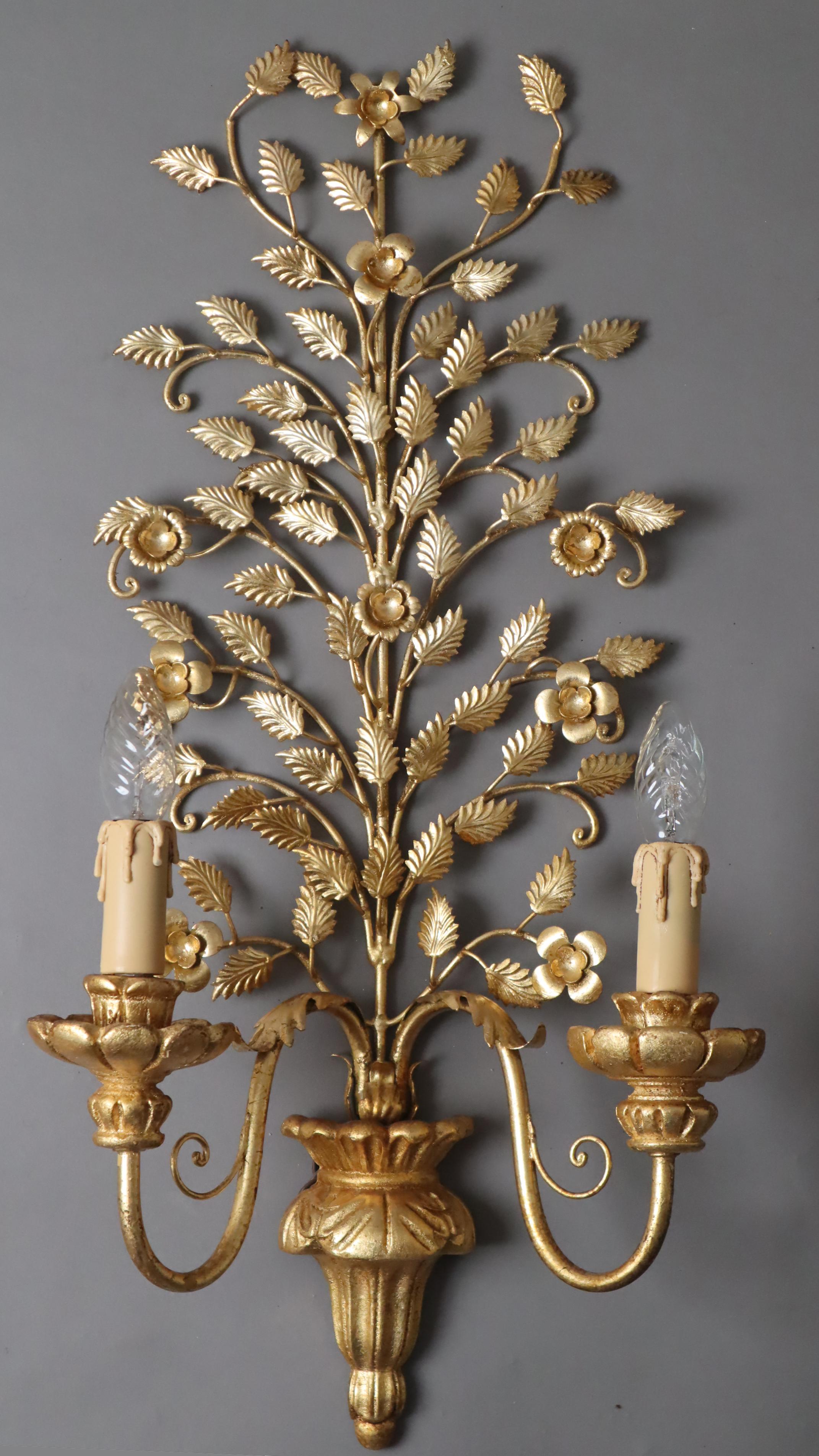 Hollywood Regency Floral Golden Wall Light, Florence, Italy, 1960s For Sale 6