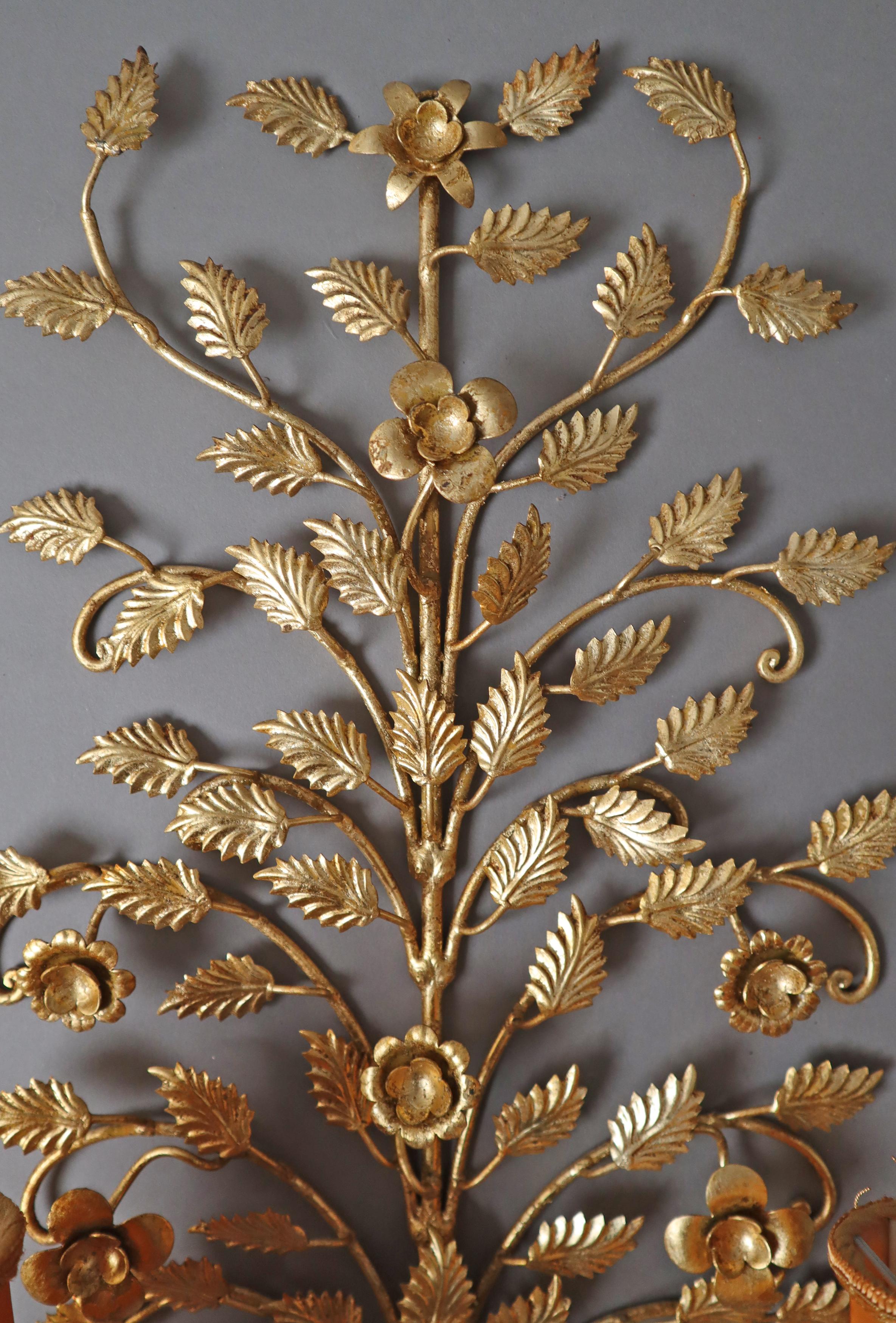 Metal Hollywood Regency Floral Golden Wall Light, Florence, Italy, 1960s For Sale