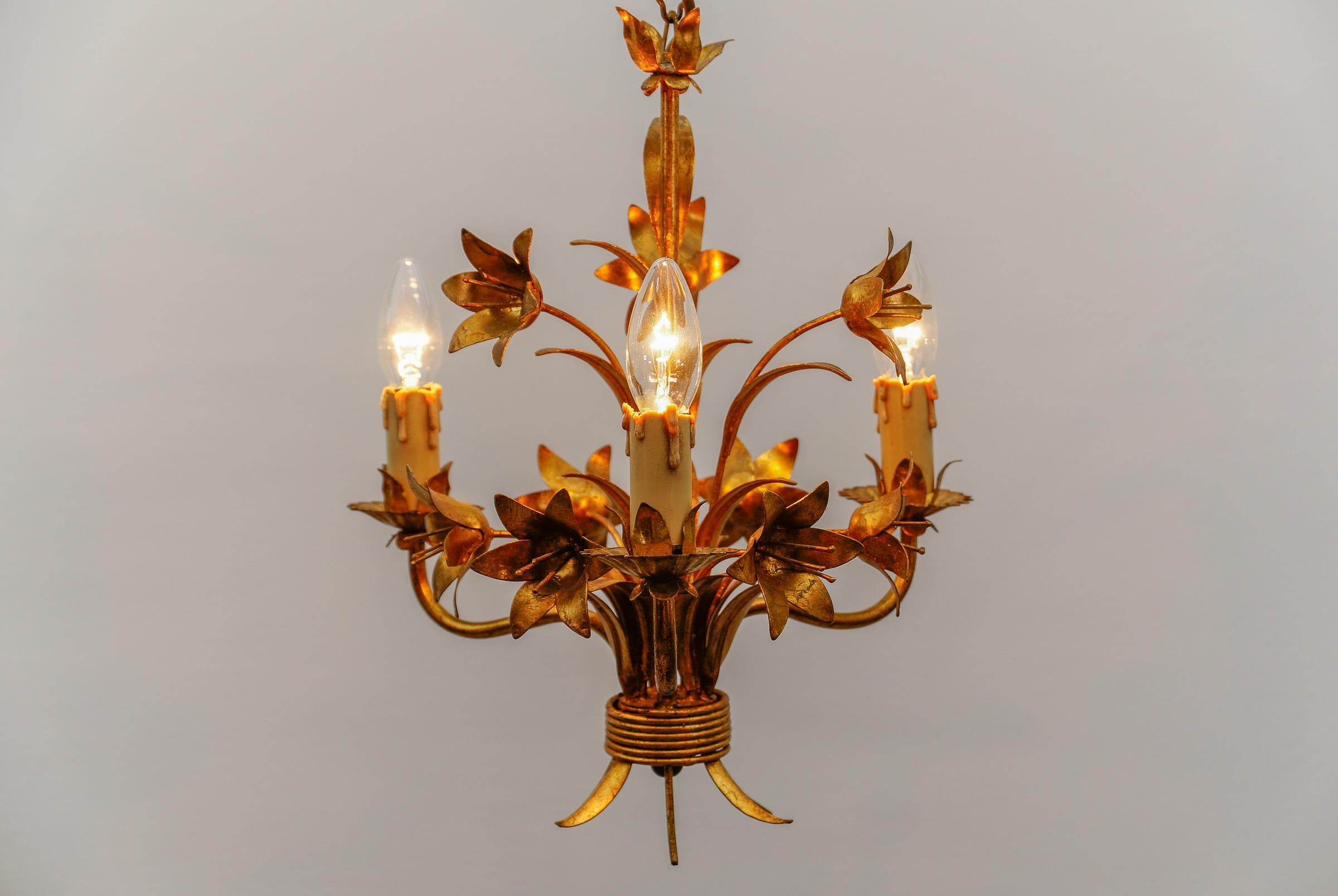 Plafonnier à fleurs de style régence hollywoodienne par Hans Kögl, Allemagne, années 1970 en vente 7