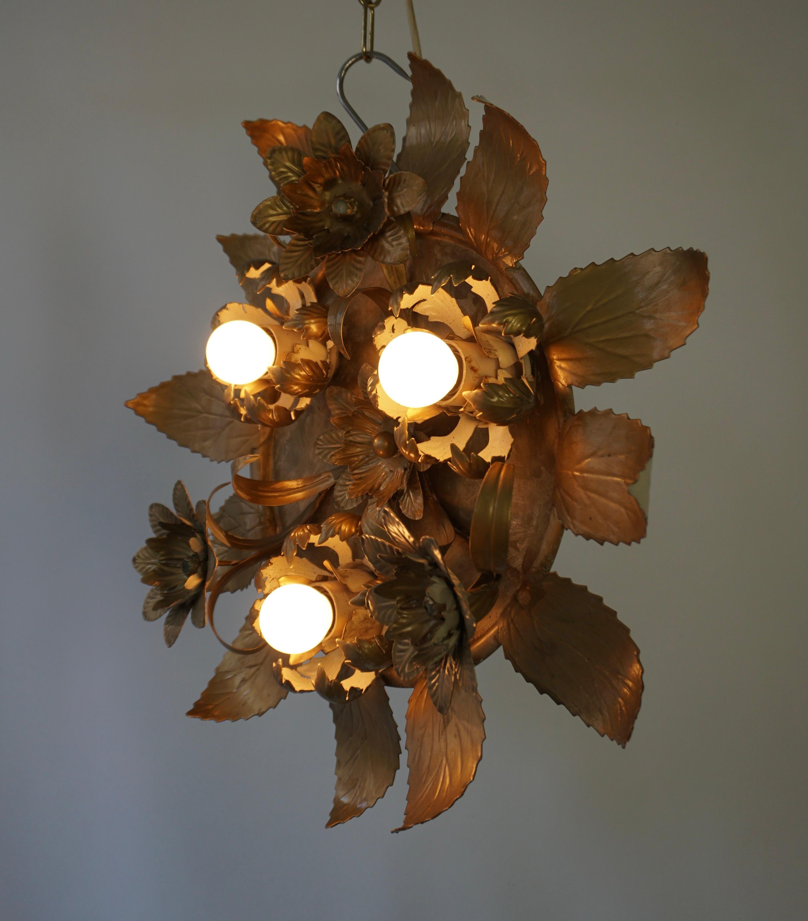 Hollywood Regency Flush Mount, Ceiling Flower Light, 1970s In Good Condition For Sale In Antwerp, BE