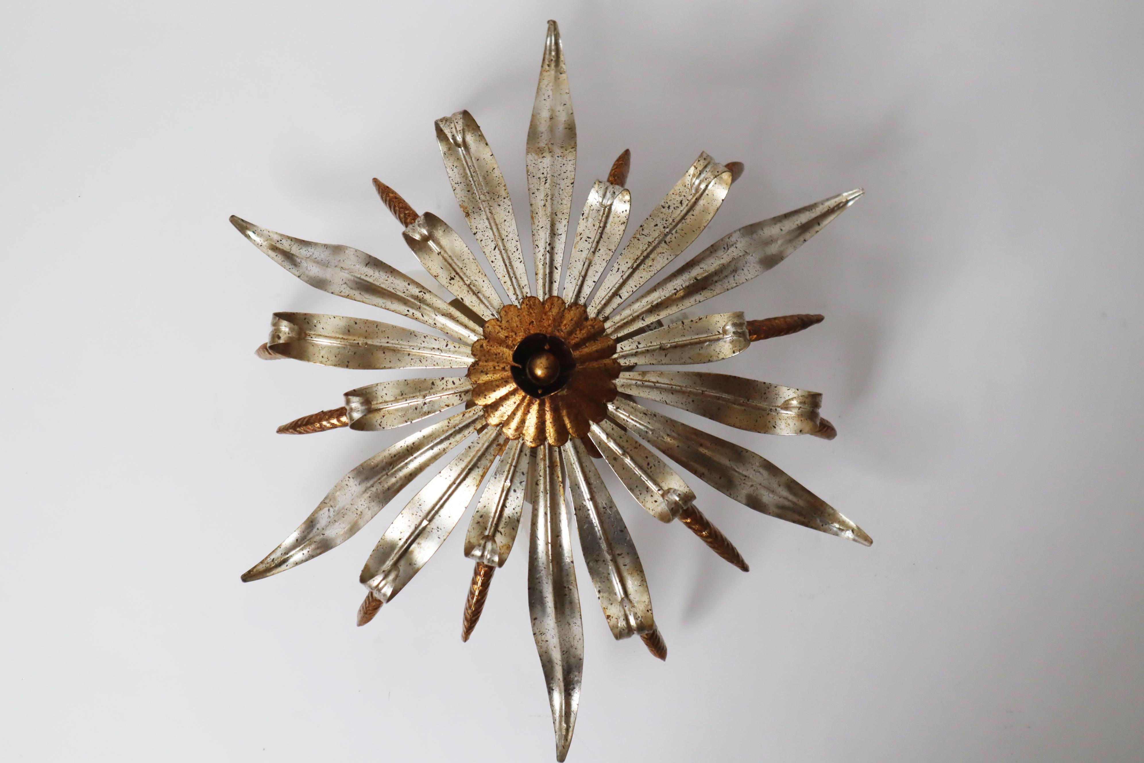 Metallo Lampada ad incasso Hollywood Regency con orecchie di grano in oro e argento in vendita
