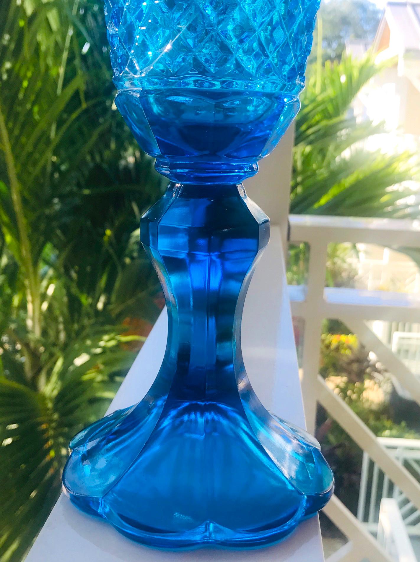 American Hollywood Regency Footed Glass Urn with Lid in Vibrant Aqua, 1940s