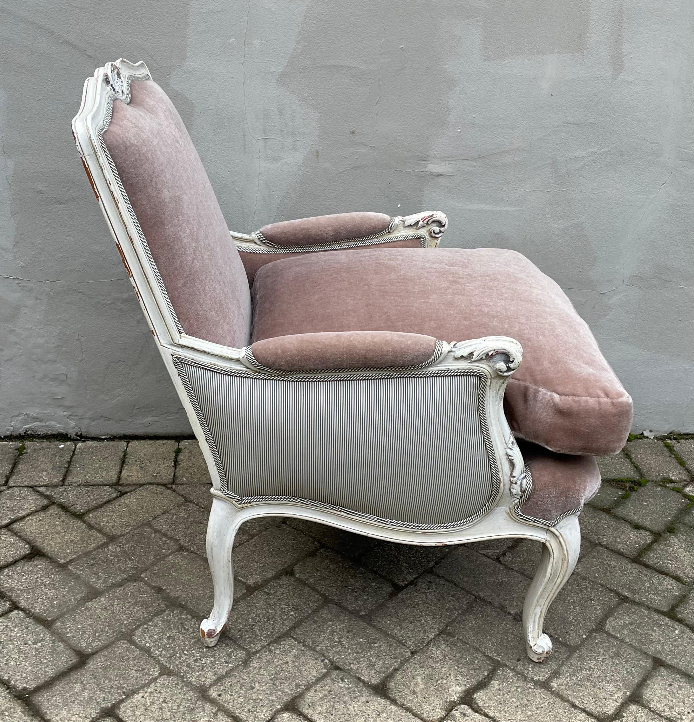 Side Chair French Bergere in Light Plum Velvet Mohair Hollywood Regency For Sale 1
