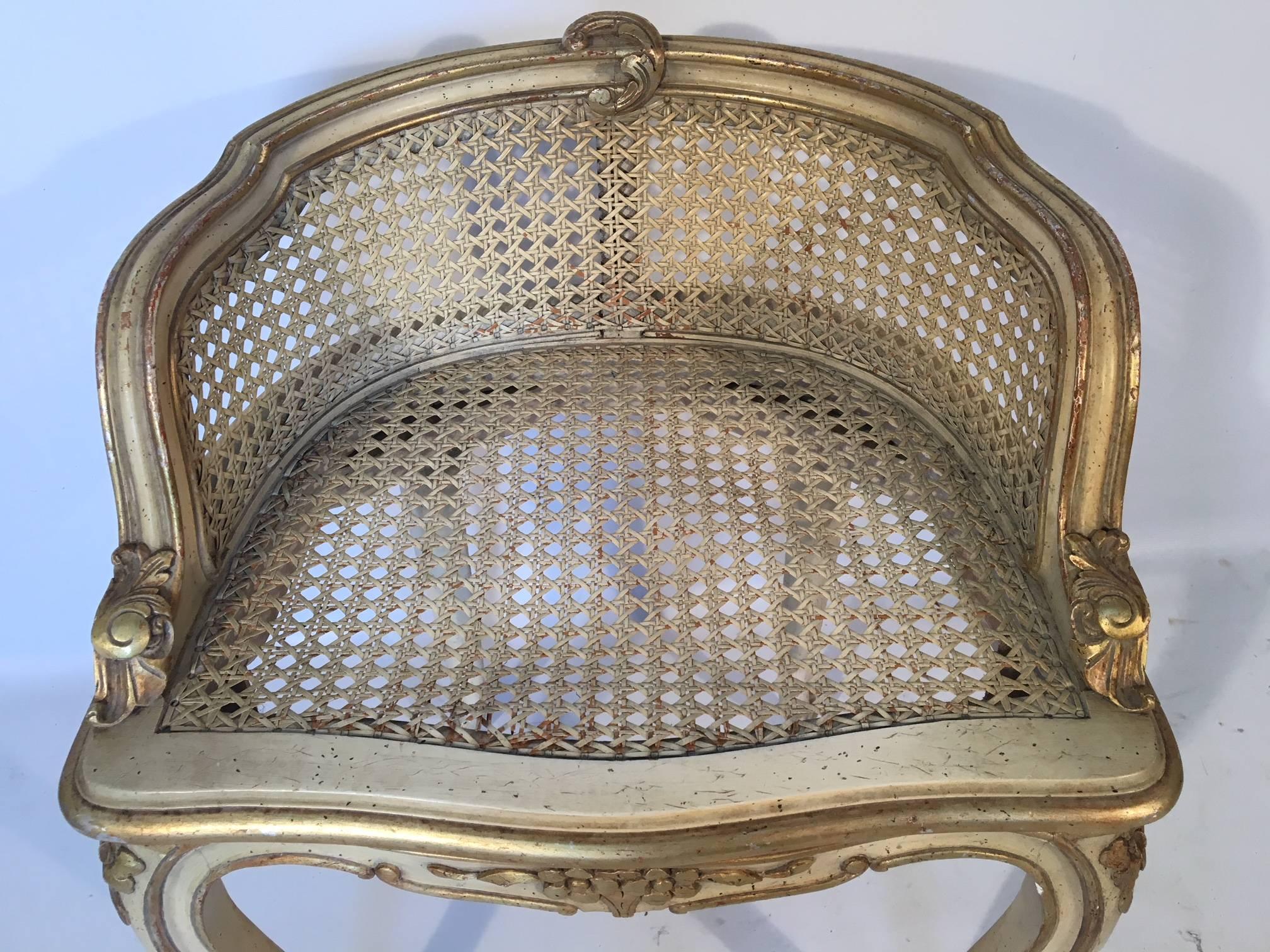 Hollywood Regency French Provincial Gold Gilt Cane Vanity Stool In Excellent Condition In Jacksonville, FL