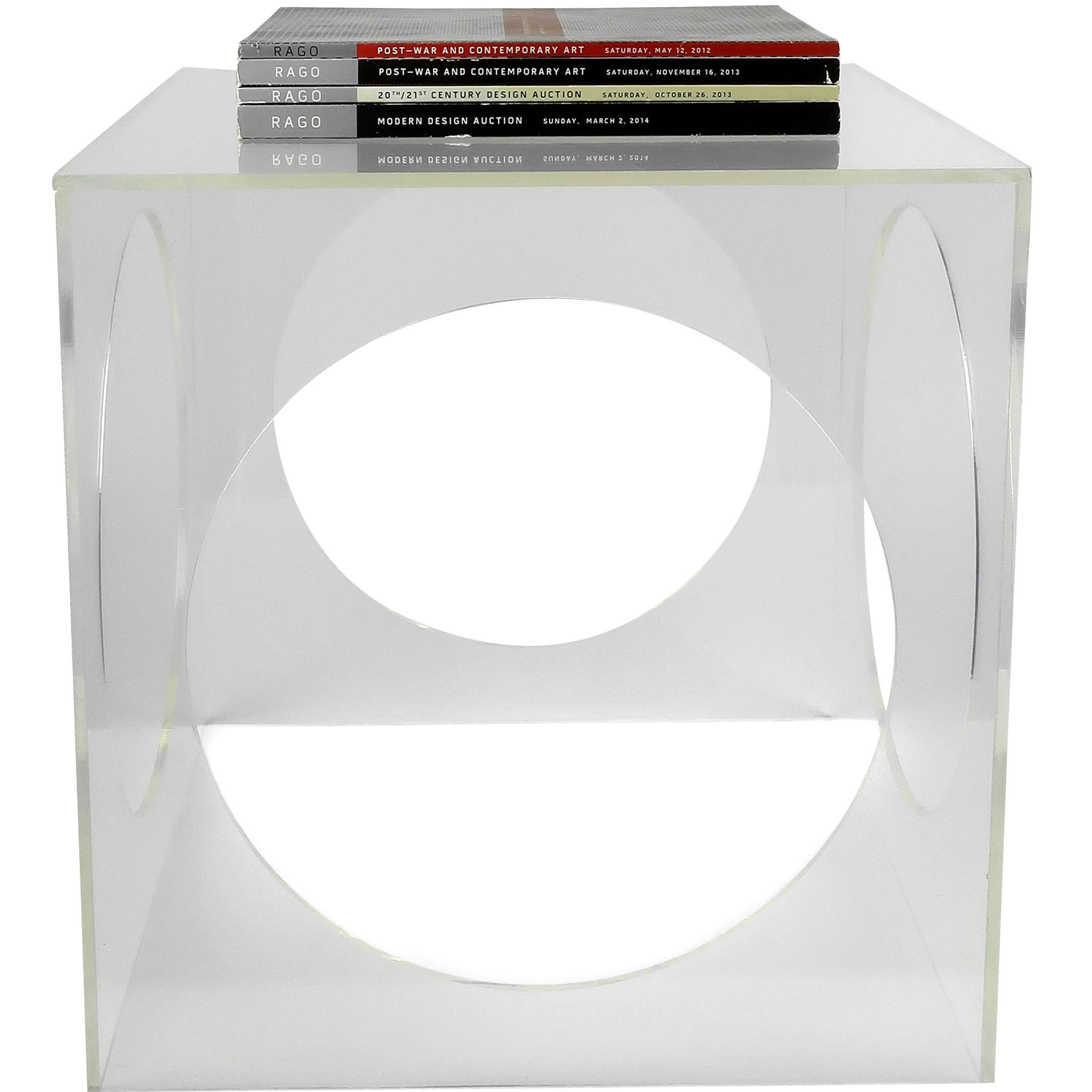Hollywood Regency Geometric Lucite Side Table 5