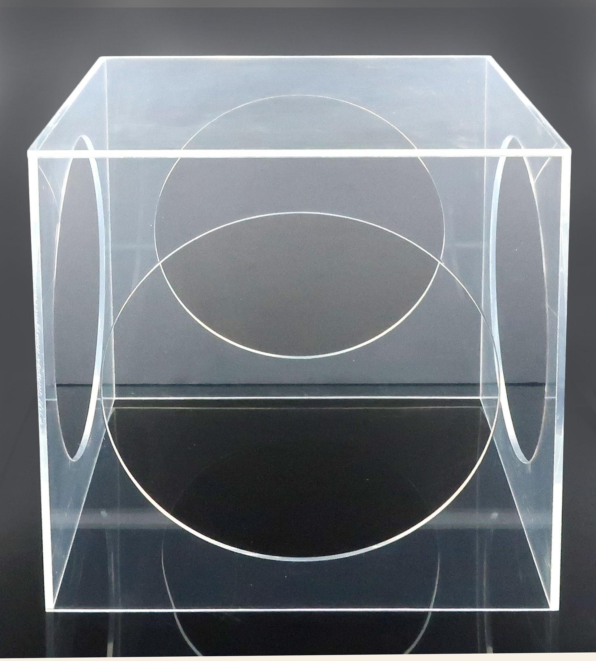Hollywood Regency Geometric Lucite Side Table 2