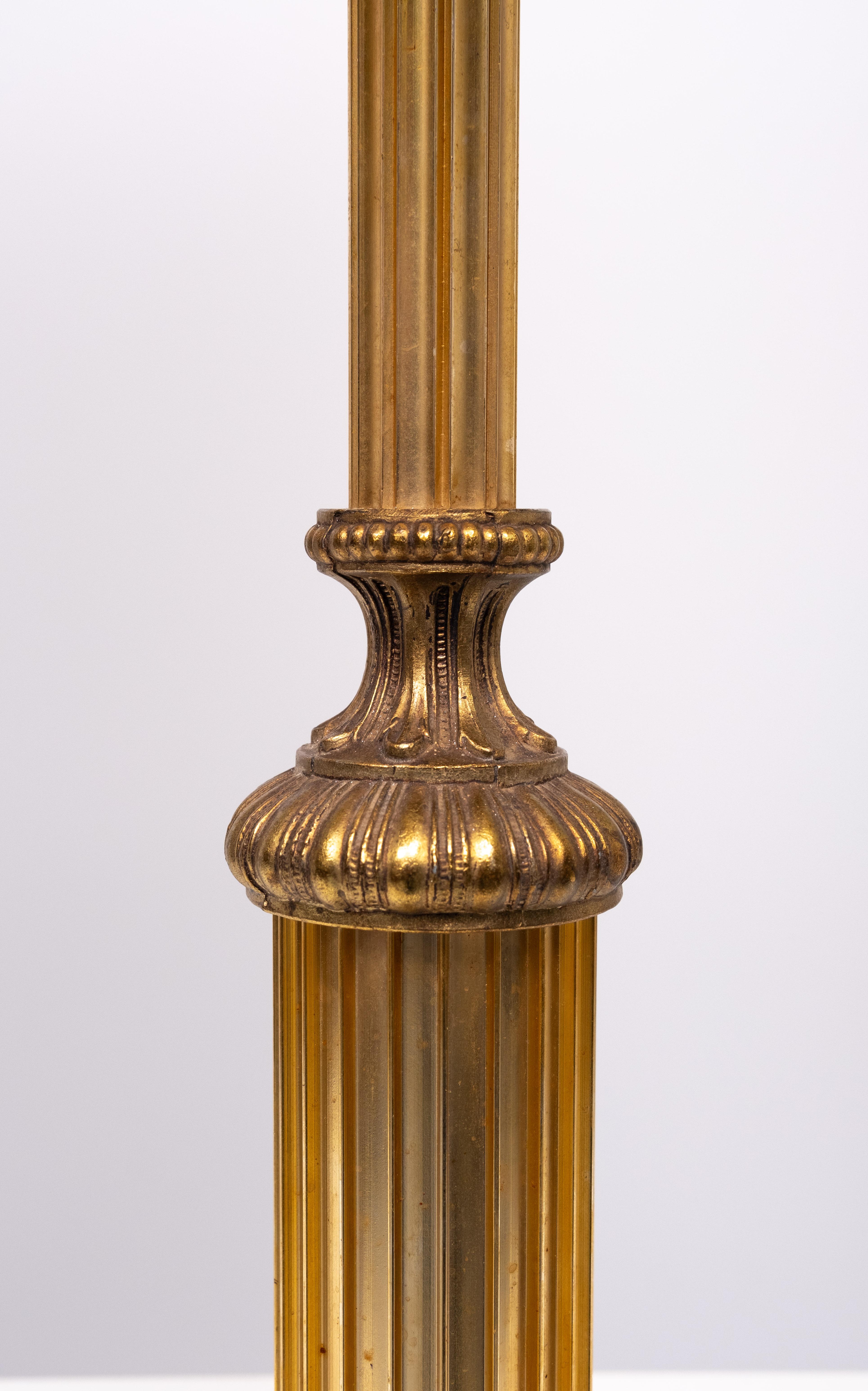 French Hollywood Regency Gilded Brass Table lamp 1970s France  For Sale
