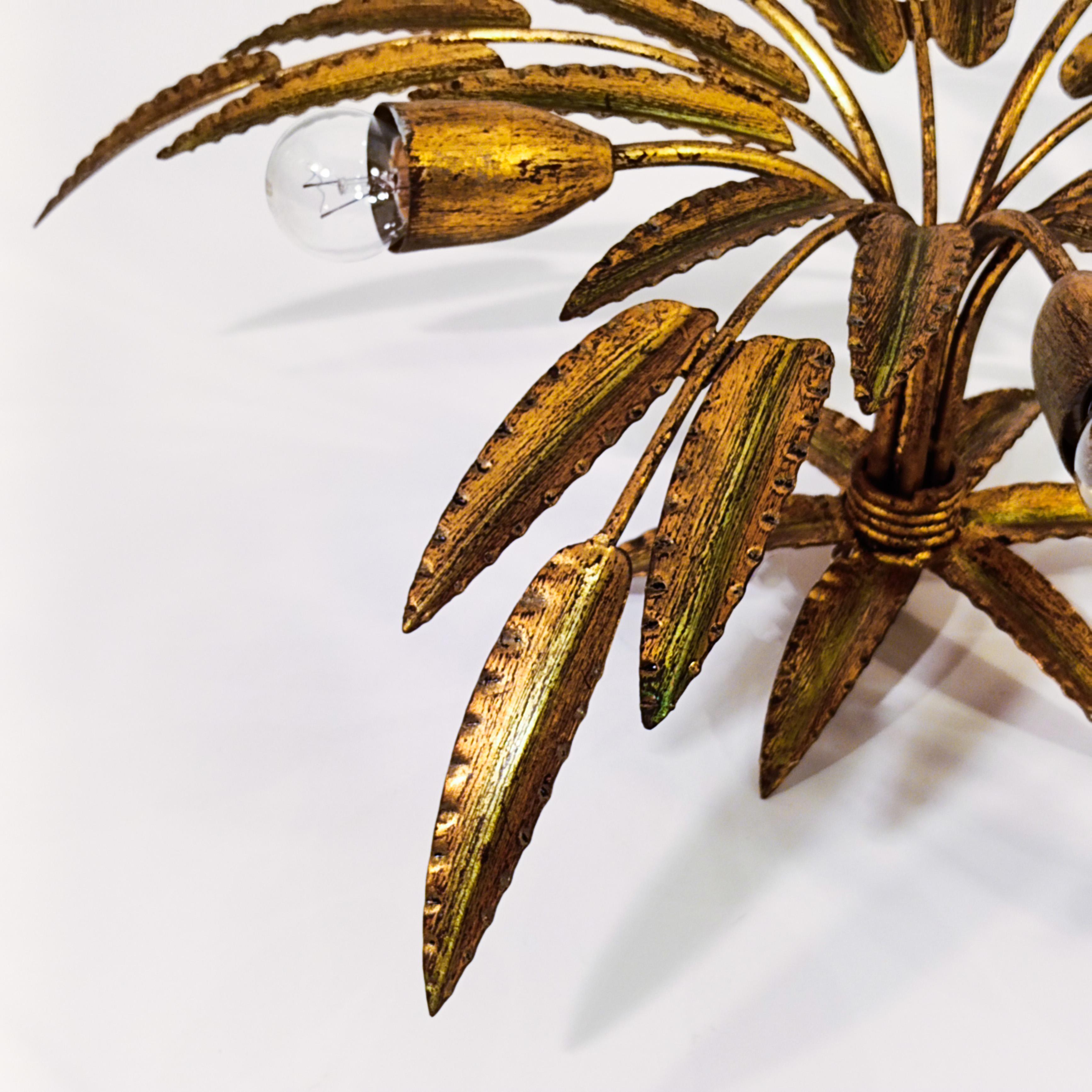 Hollywood Regency. Gilded leaves flush mount by Ferro Art, Spain, 1950s For Sale 5