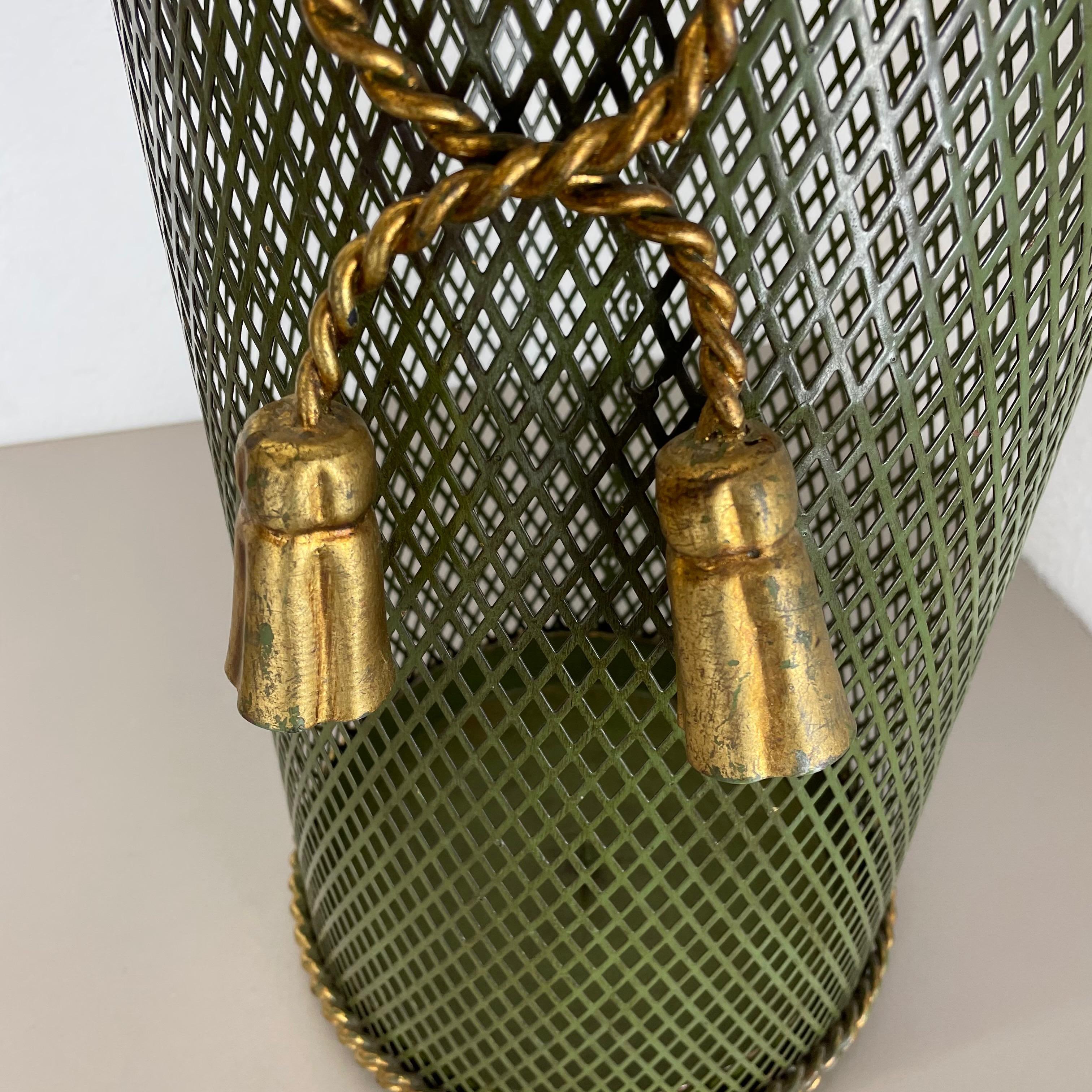 Hollywood Regency Gilded Metal Umbrella Stand by Li Puma, Firenze, Italy, 1950s For Sale 4