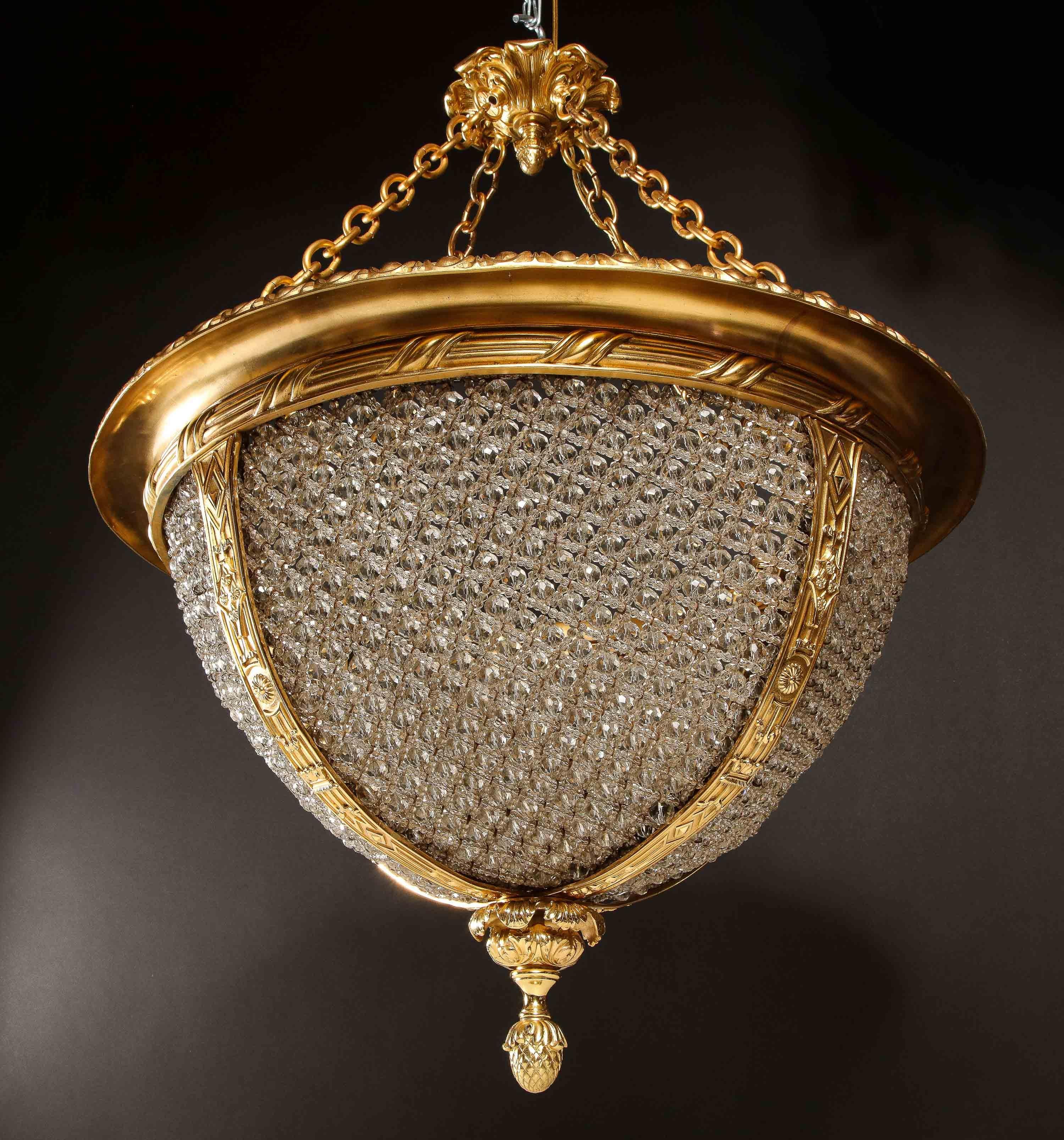Hollywood Regency Gilt Bronze and beaded glass Circular Chandelier For Sale 13