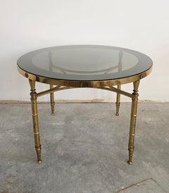 Runde Hollywood-Regency-Couchtische aus vergoldeter Bronze von Maison Charles