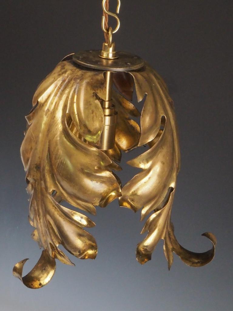 Hollywood Regency Gilt Leaf Pendant Light For Sale 3