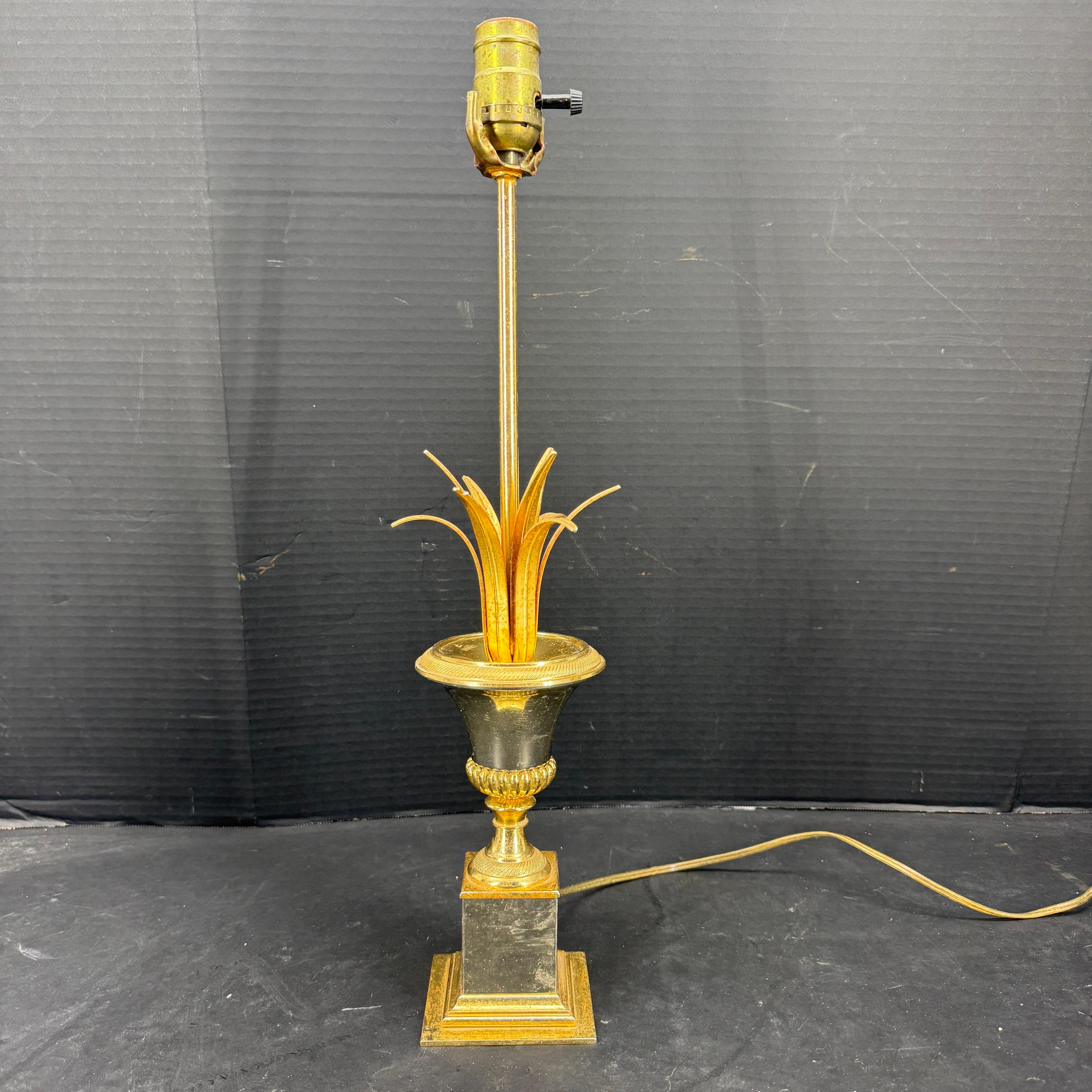 Lampada da tavolo Hollywood Regency a foglia d'oro e argento Petite Small in vendita 8