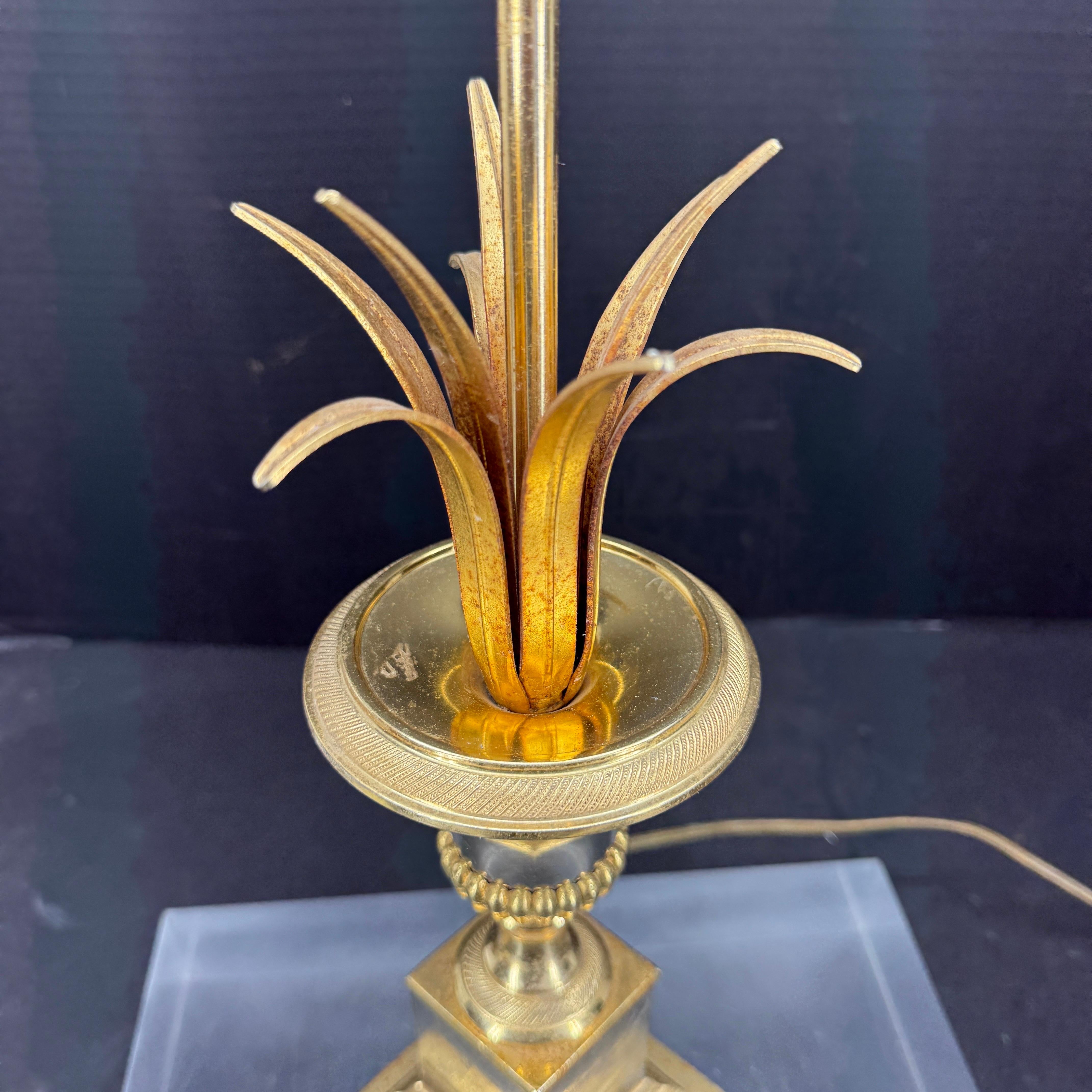XX secolo Lampada da tavolo Hollywood Regency a foglia d'oro e argento Petite Small in vendita