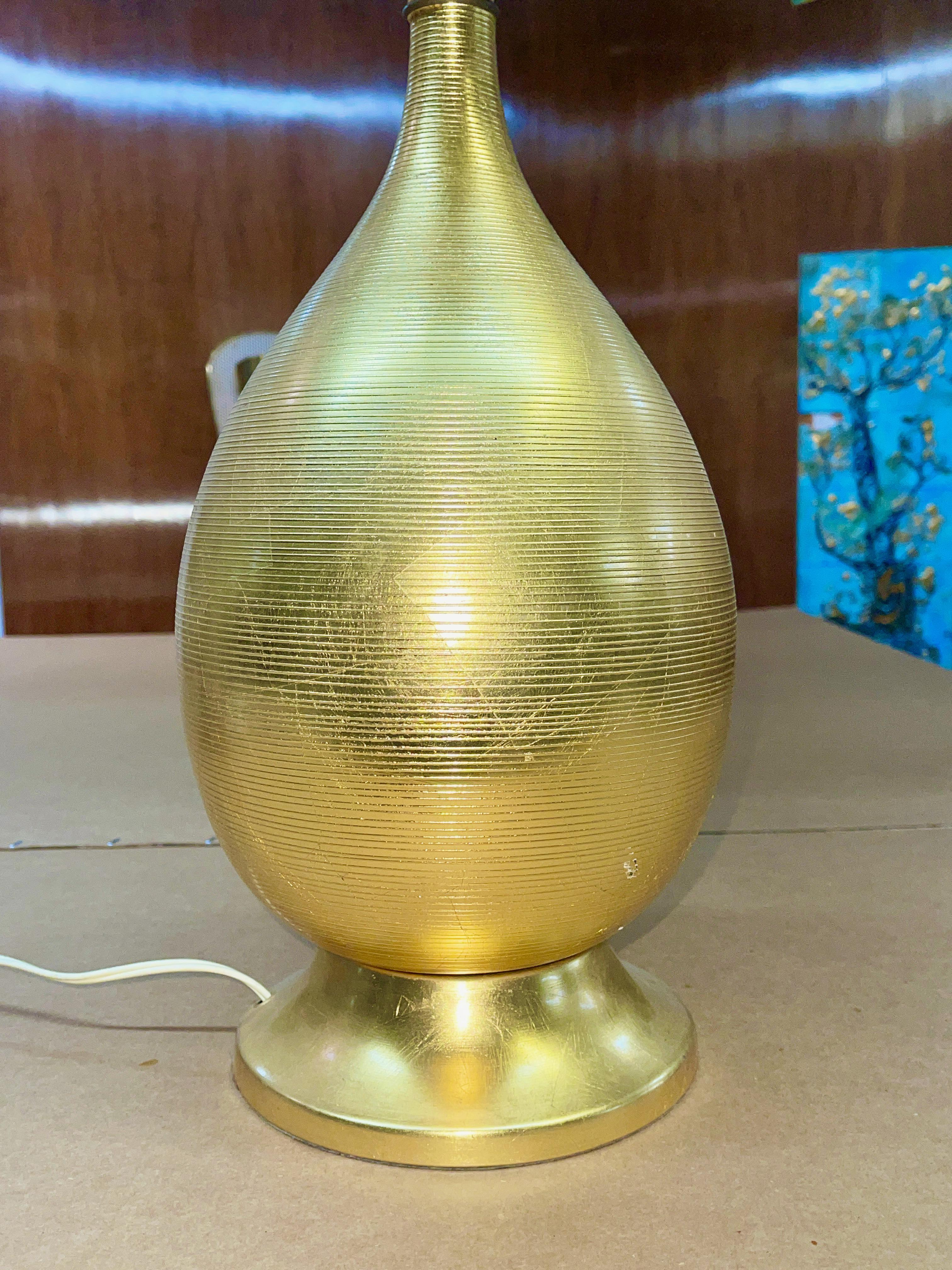 Hollywood Regency Gilt Metal Bottle Lamp In Good Condition For Sale In Hanover, MA