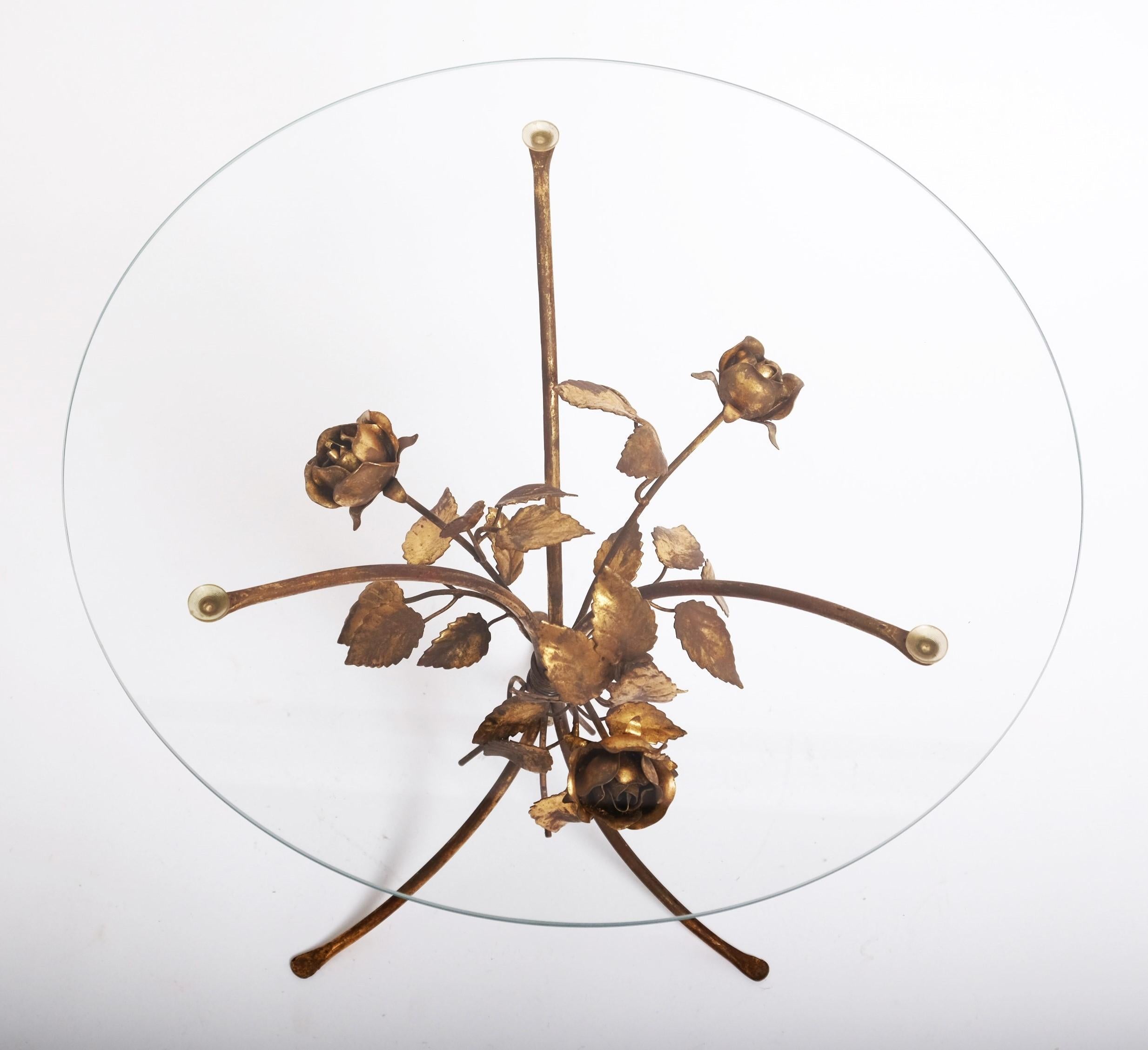Hollywood Regency Gilt Metal Flowers Bouquet Side Table, Italy 1970s 7