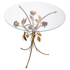 Table d'appoint Hollywood Regency en métal doré avec bouquet de fleurs, Italie, années 1970