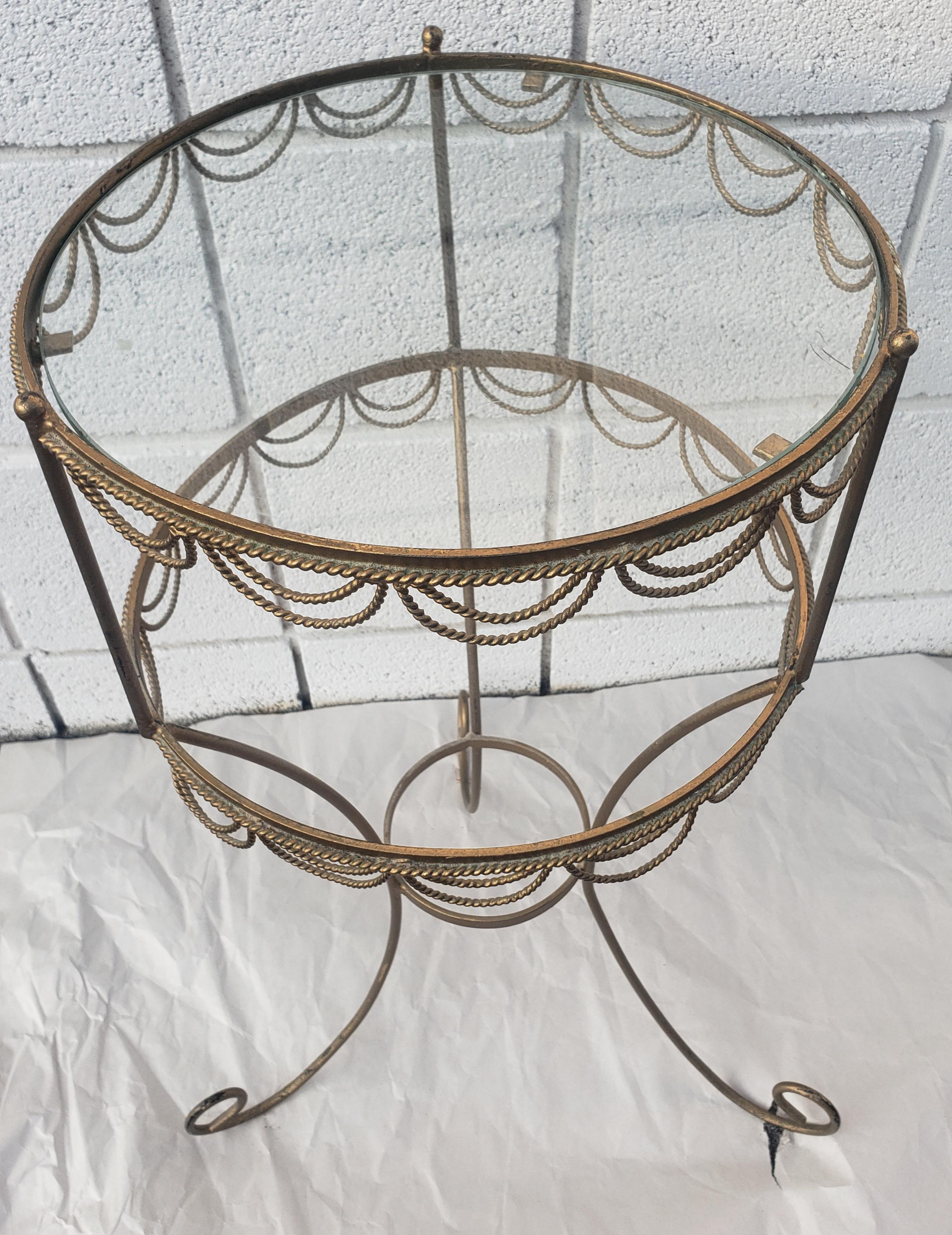 Hollywood Regency Gilt Metal Ornate and Glass Top Candle Stand Plant Stand In Good Condition For Sale In Germantown, MD