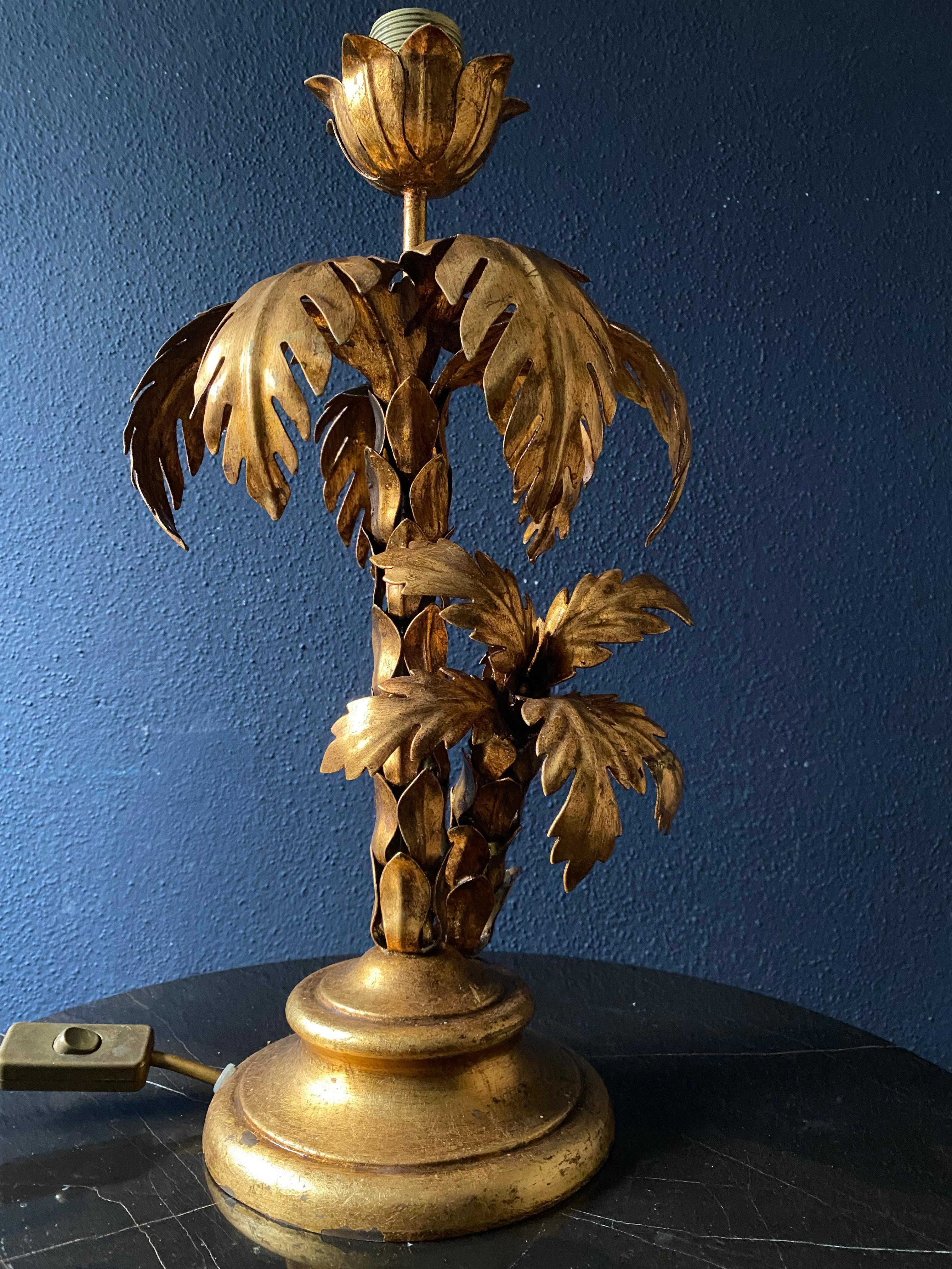 Hollywood Regency Gilt Metal Palm Tree Table Lamp by Hans Kogl, Germany, 1970s In Good Condition For Sale In Cork, IE