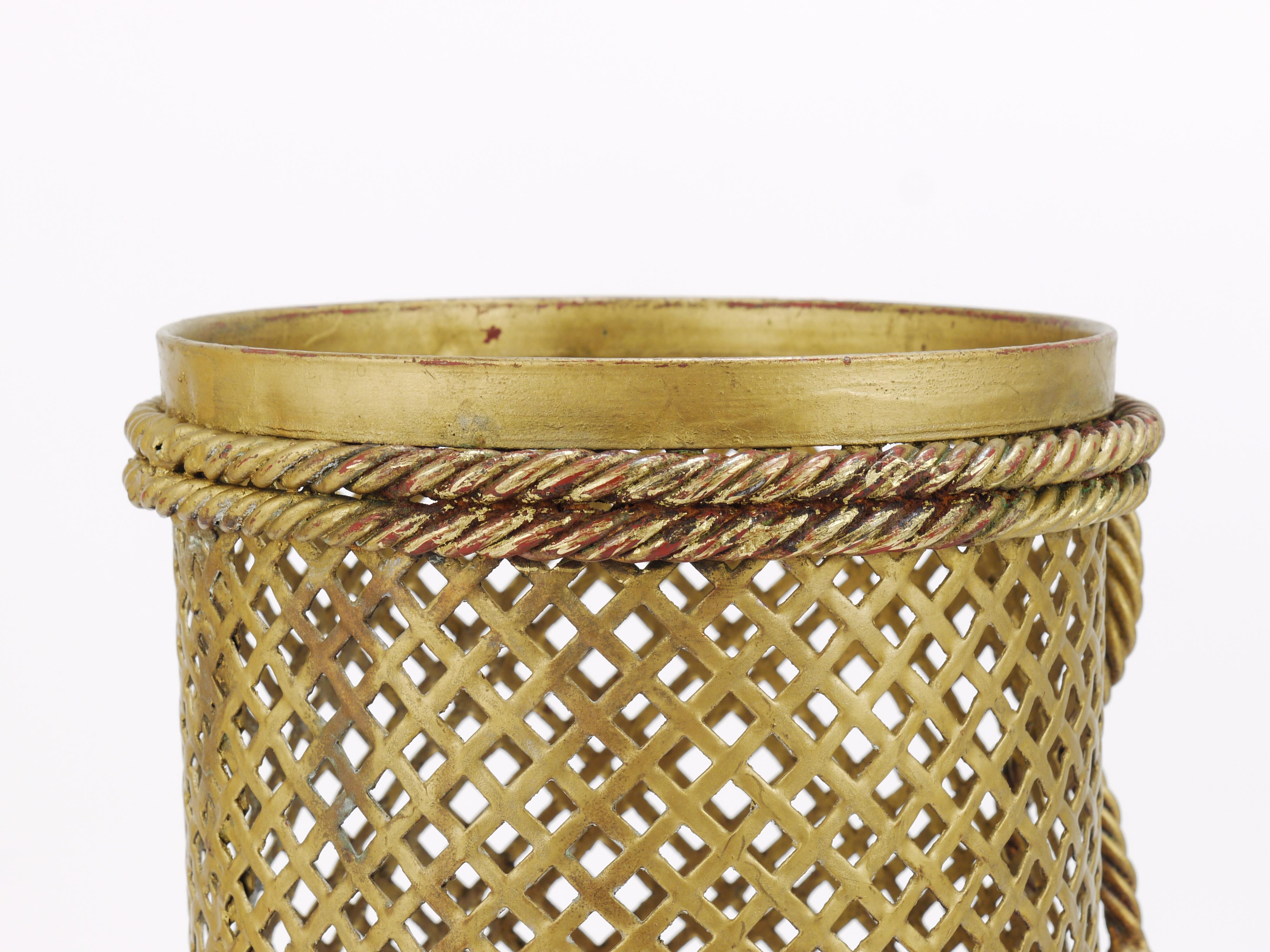 Hollywood Regency Gilt Metal Rope & Tassel Umbrella Stand, Li Puma Firenze, 1950 For Sale 4