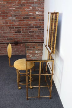 Hollywood Regency vergoldetes Metallseil mit verspiegeltem Waschtisch und Stuhl auf Rollen