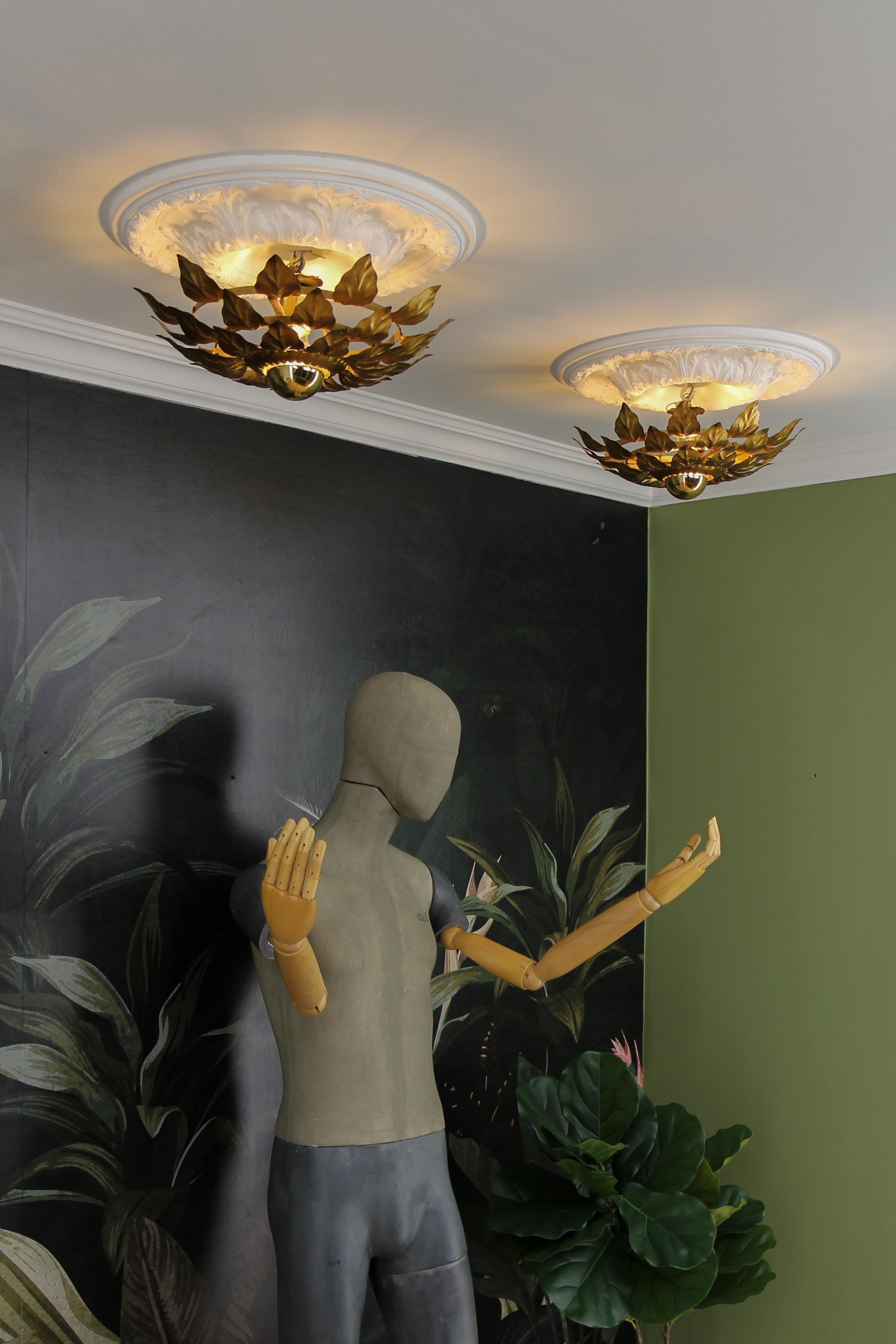 Hollywood Regency Gilt Metal Sunburst-Shaped Leafed Ceiling Lights, Set of 2 For Sale 8