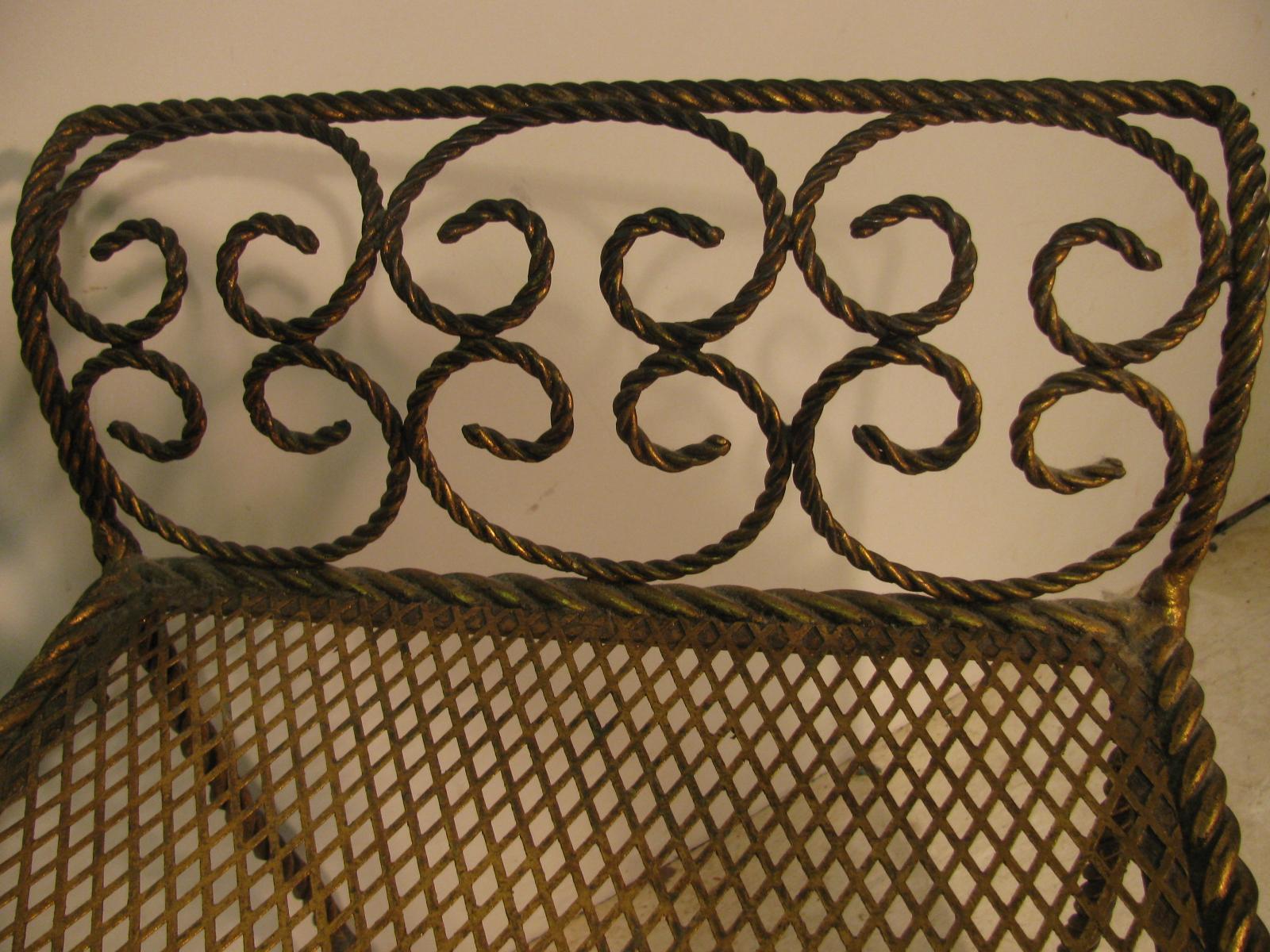 Mid-20th Century Hollywood Regency Gilt Rope and Tassel Vanity Seat Window Bench