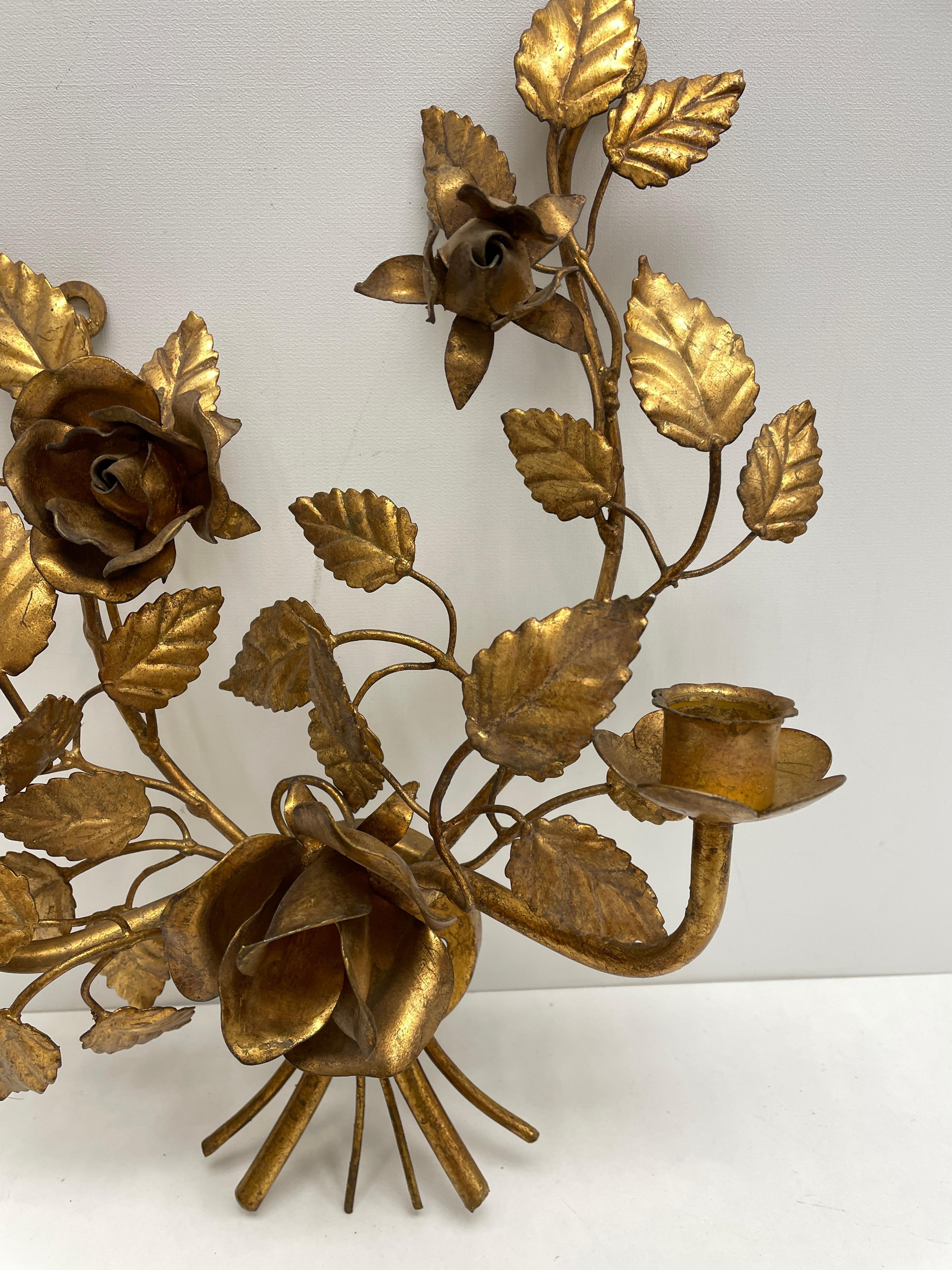 Hollywood Regency Gilt Wall Candle Sconces Flower Motif, Italy 1950s In Good Condition In Nuernberg, DE