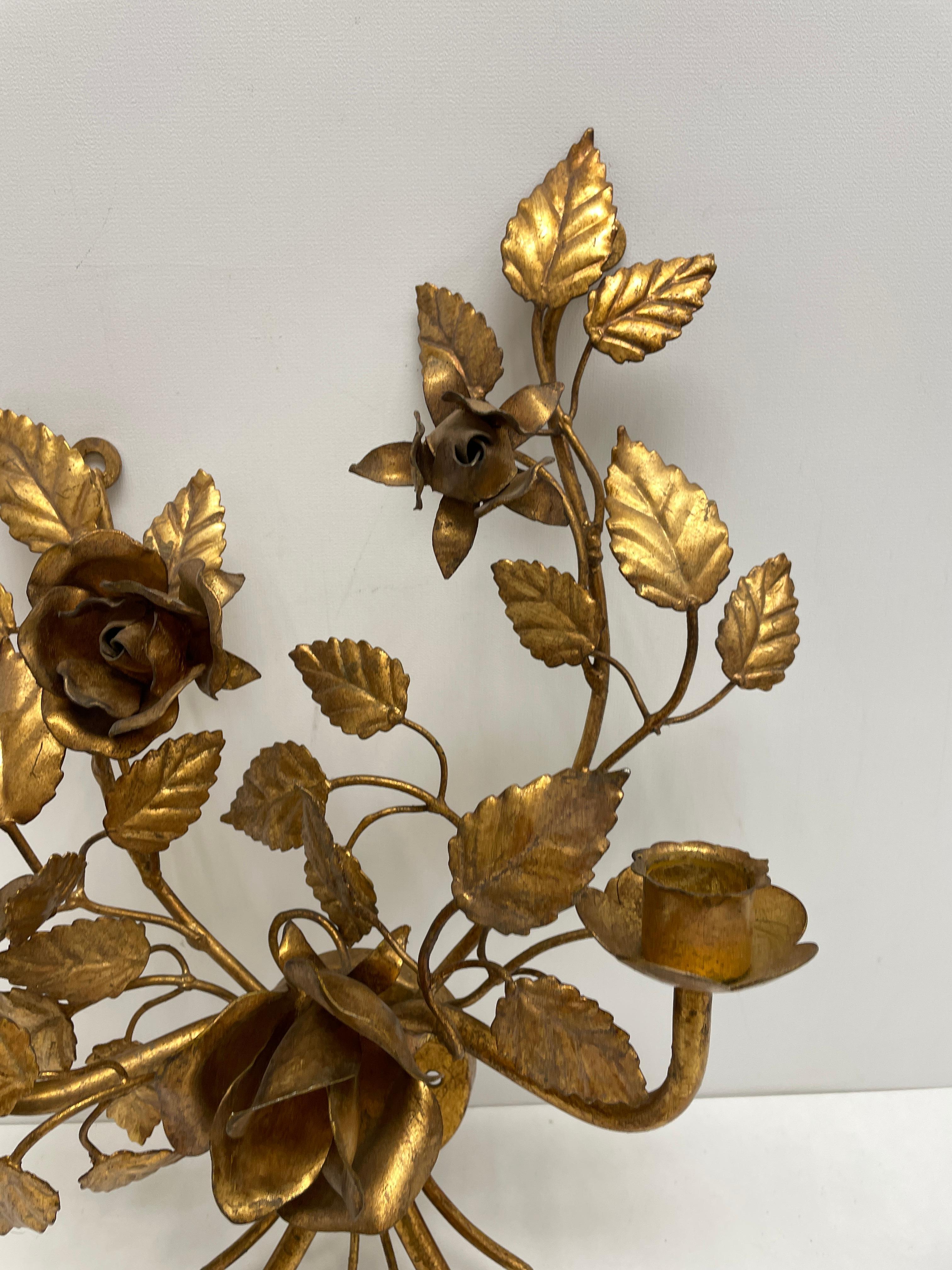 Mid-20th Century Hollywood Regency Gilt Wall Candle Sconces Flower Motif, Italy 1950s