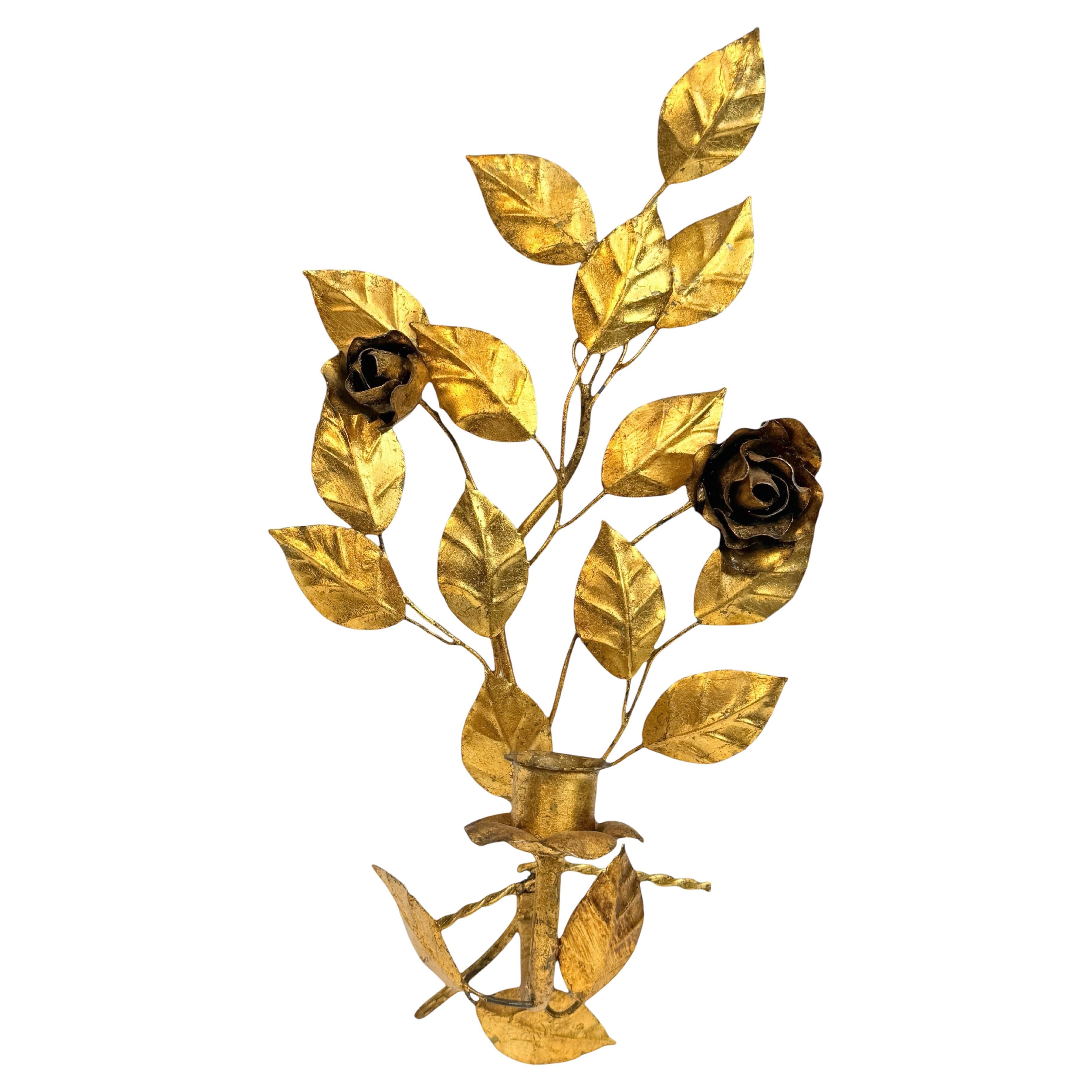 Hollywood Regency Vergoldete Wandkerzenleuchter mit Rosenmotiv, Italien 1950er Jahre
