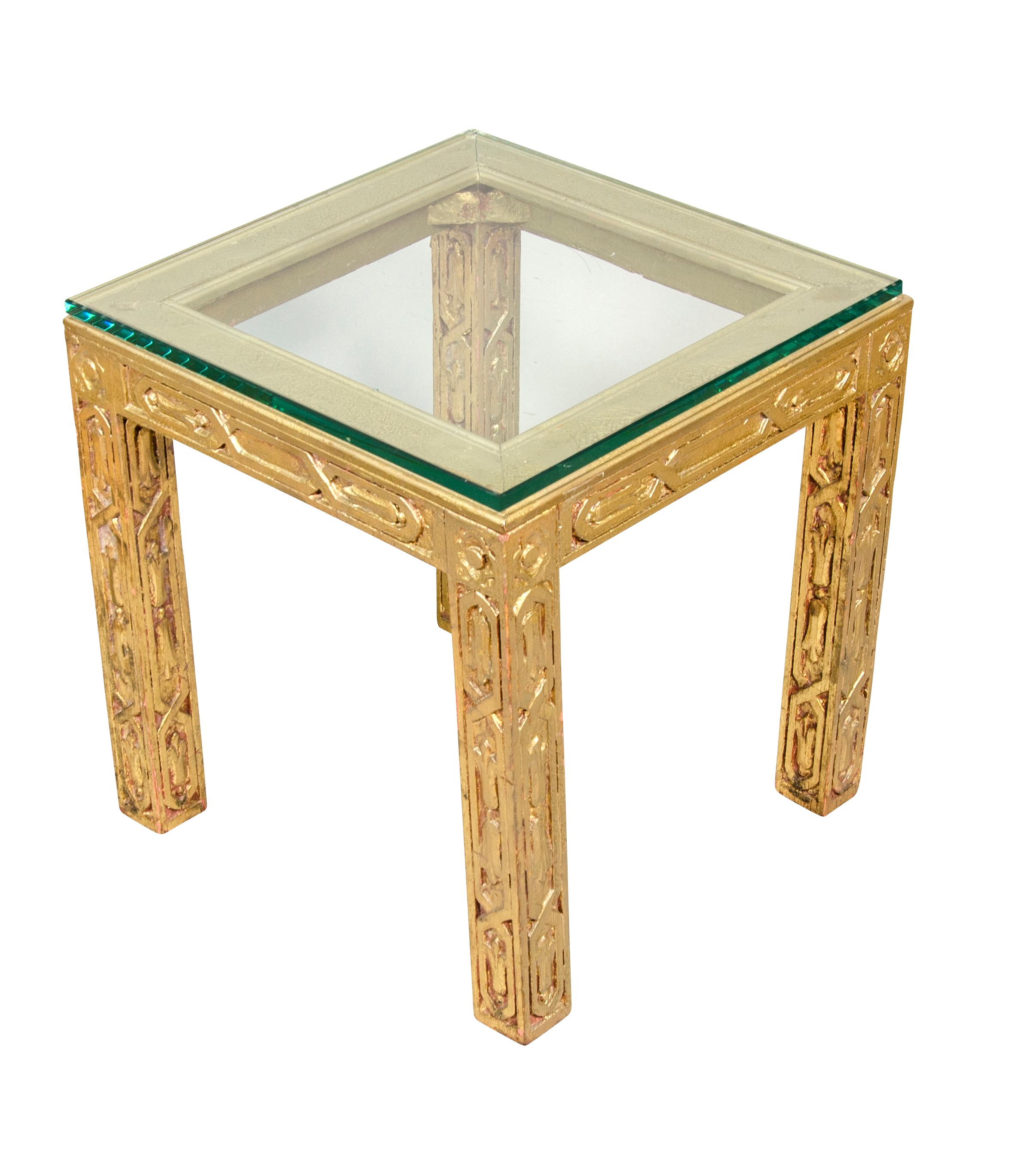 Mid-20th Century Hollywood Regency Giltwood End Table For Sale