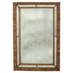 Hollywood Regency Giltwood Gesso Floral Relief Großer Spiegel