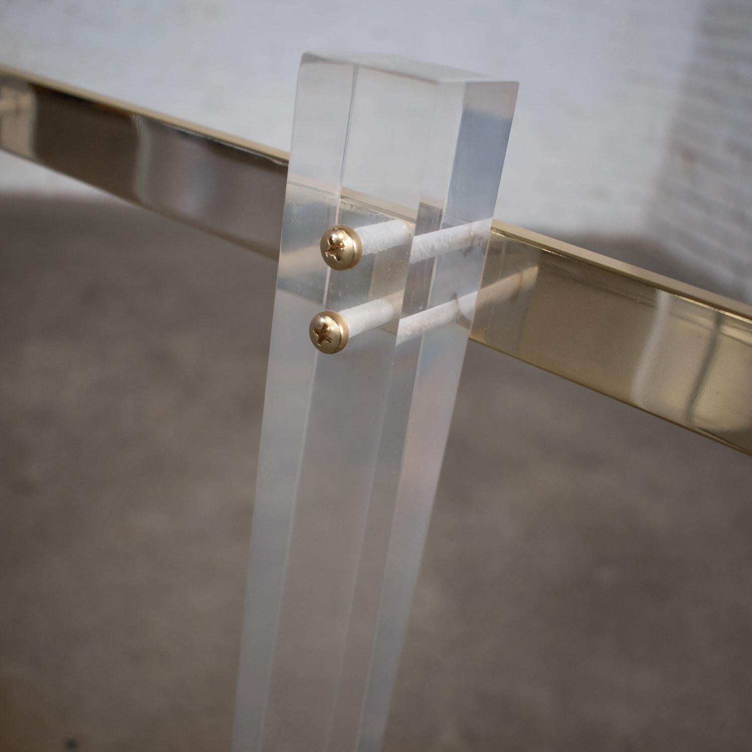 Table de salle à manger Hollywood Regency en laiton et lucite style Charles Hollis Jones en vente 7